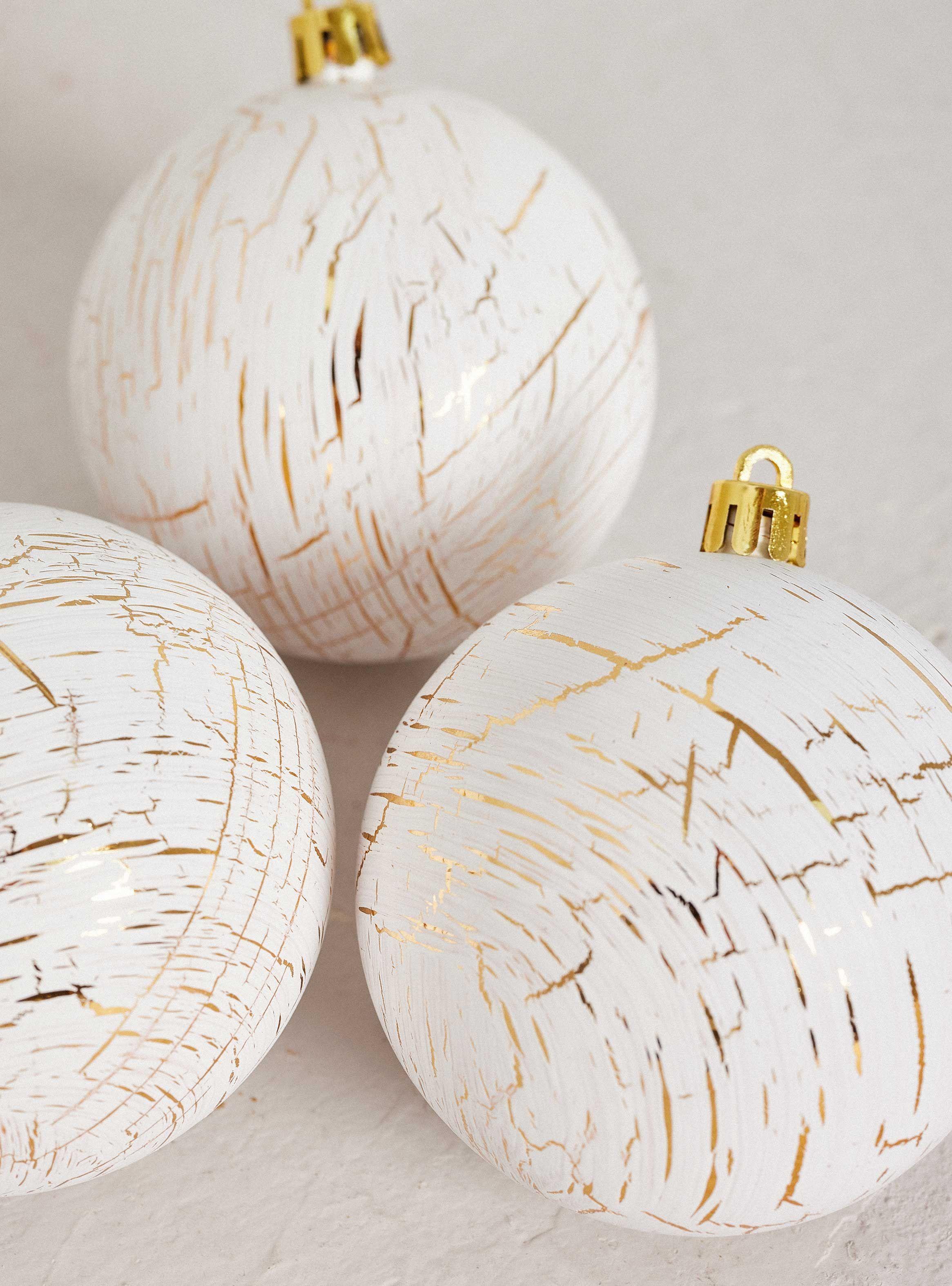 Set 3 Esferas 8 cm Blanco/Dorado-2