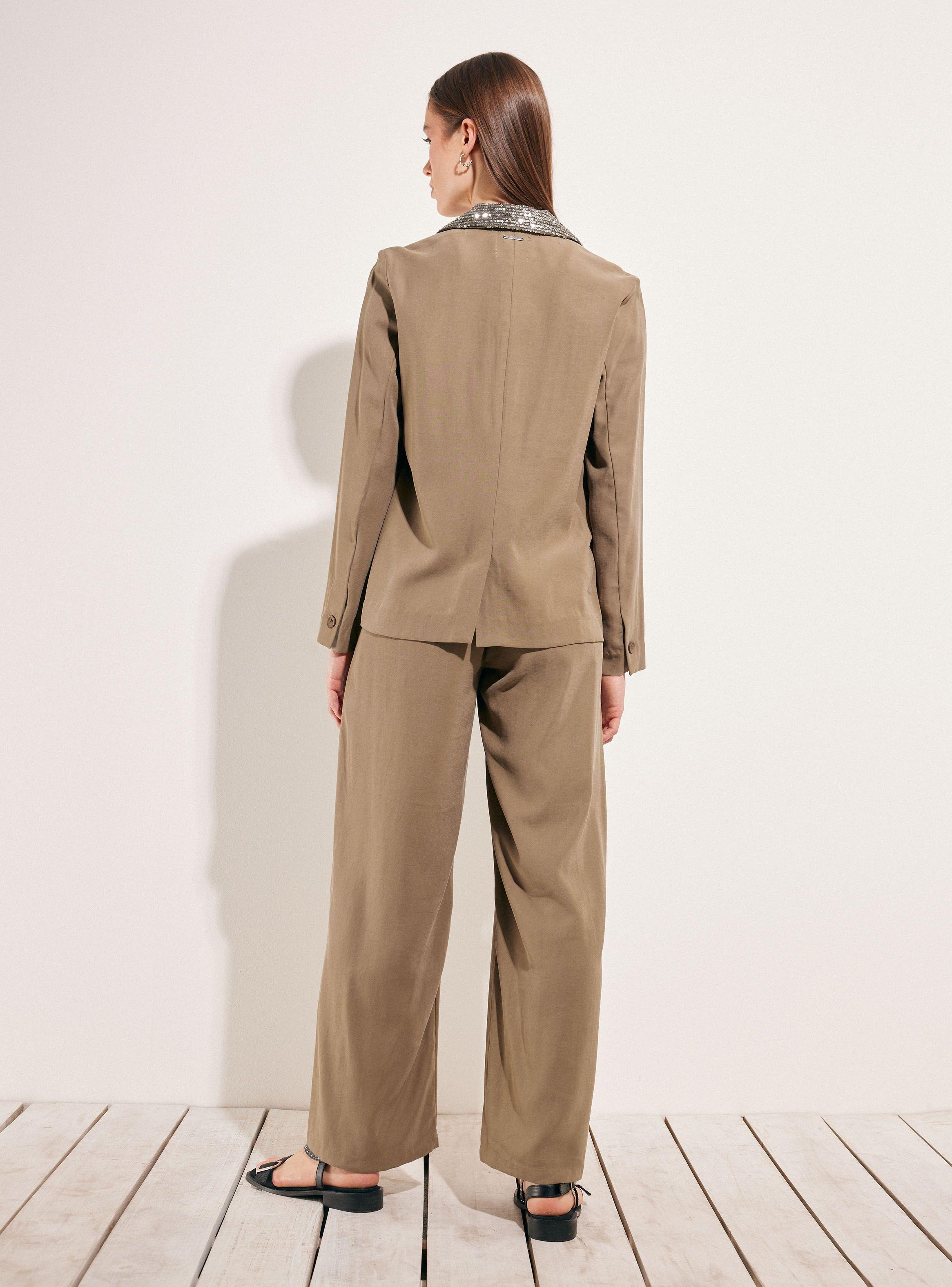Blazer Fluido con Lentejuelas en Cuello-5