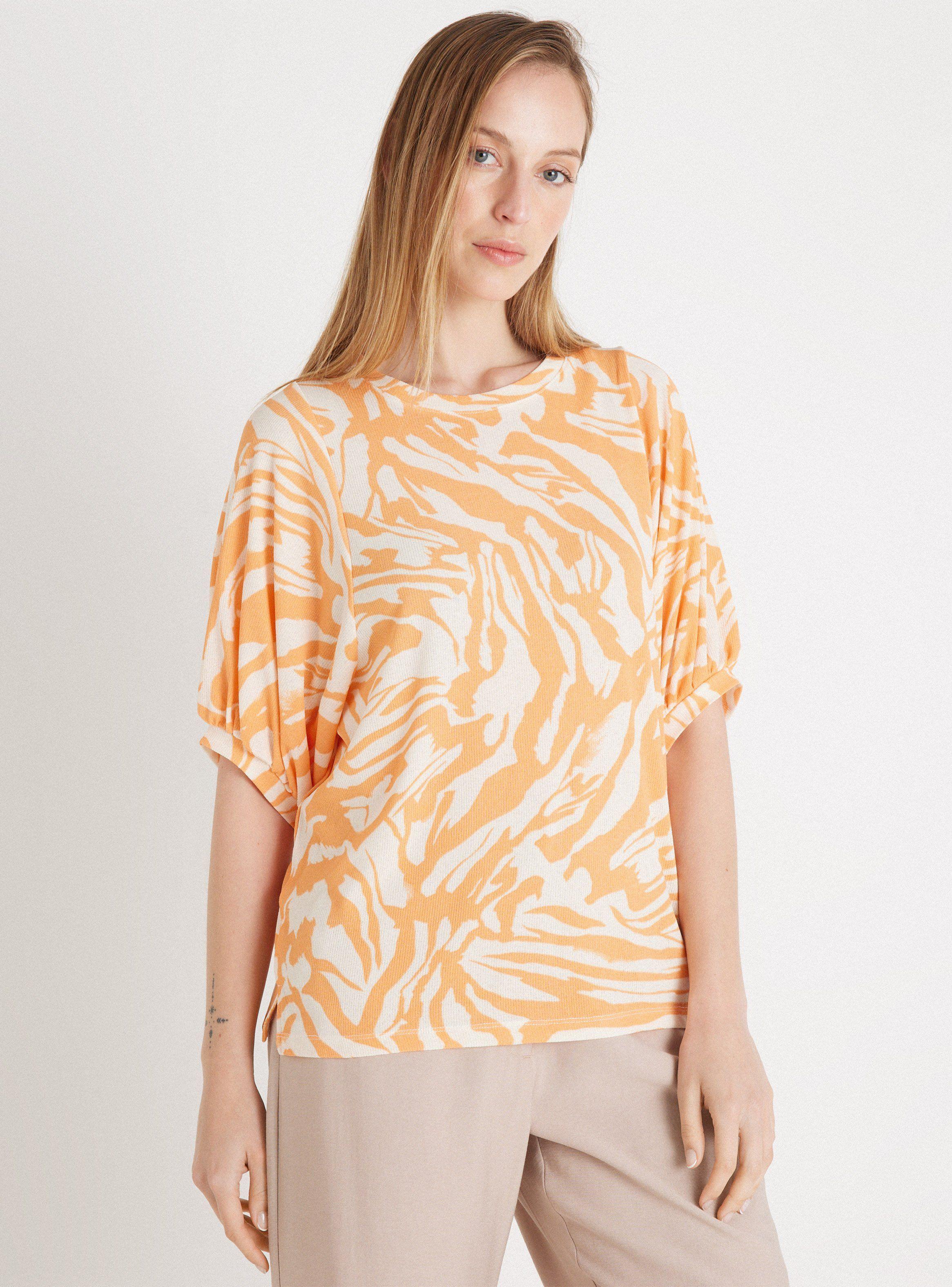 Polera Manga Englobada Estampada-0