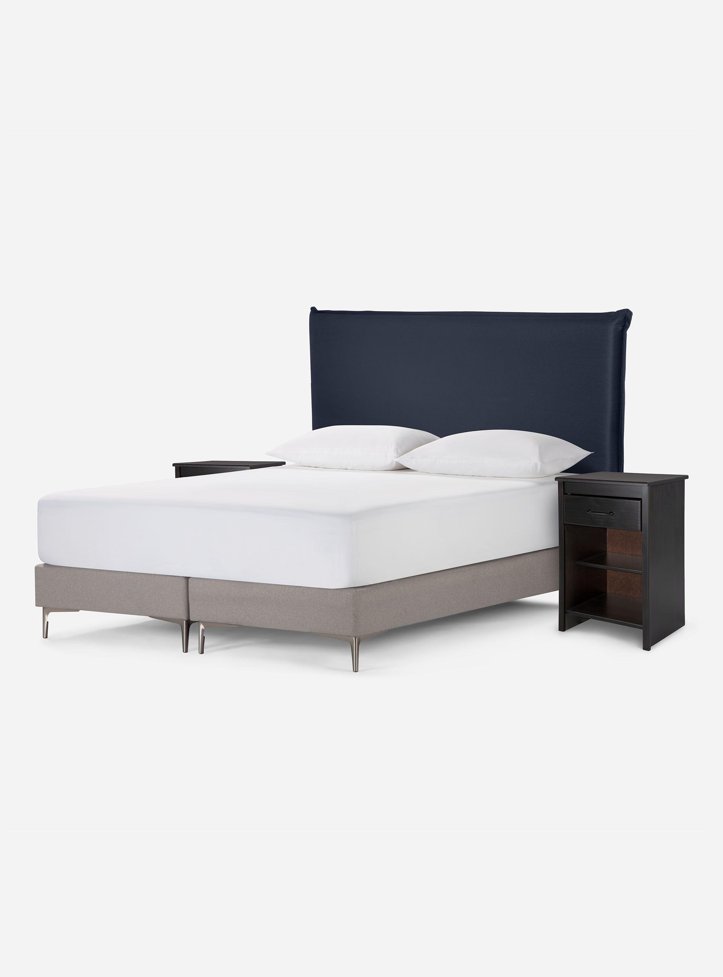 Set Muebles Respaldo 2 Plazas + 2 Veladores Maurice-2