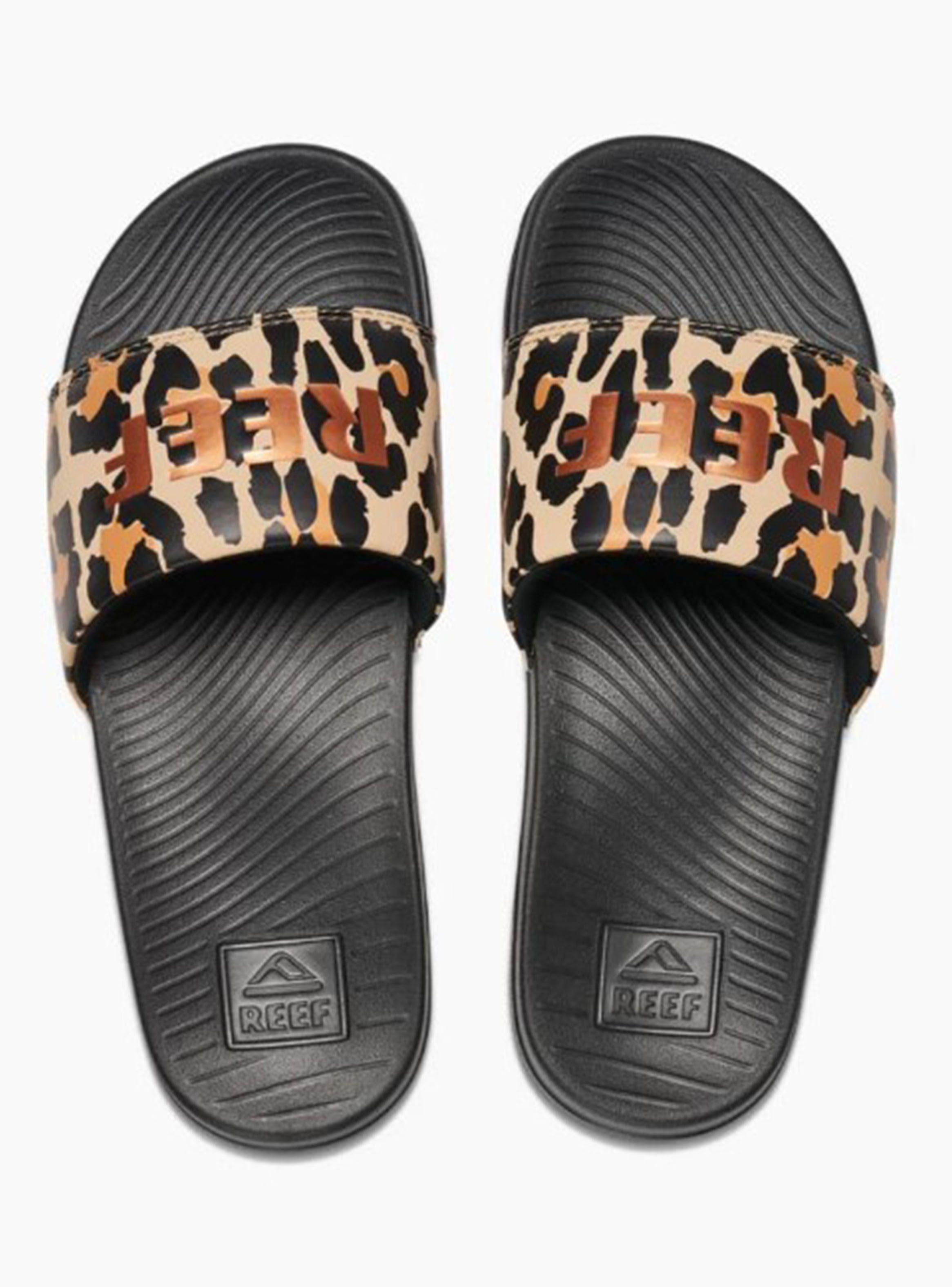 Sandalia Classic Leopard One Slide Mujer-0