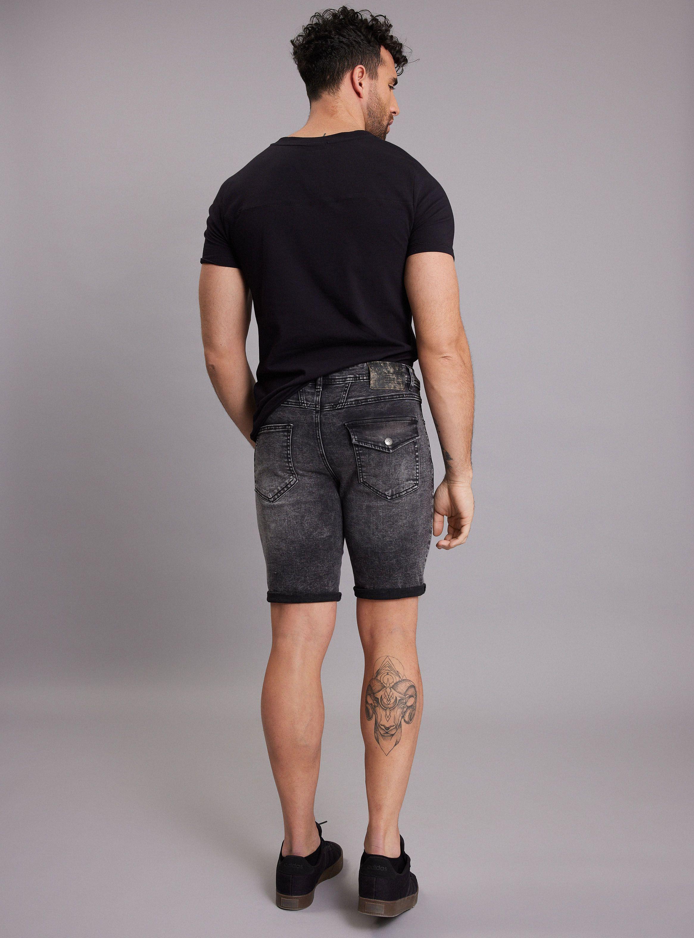 Bermuda Cargo Negro Desgastado-5
