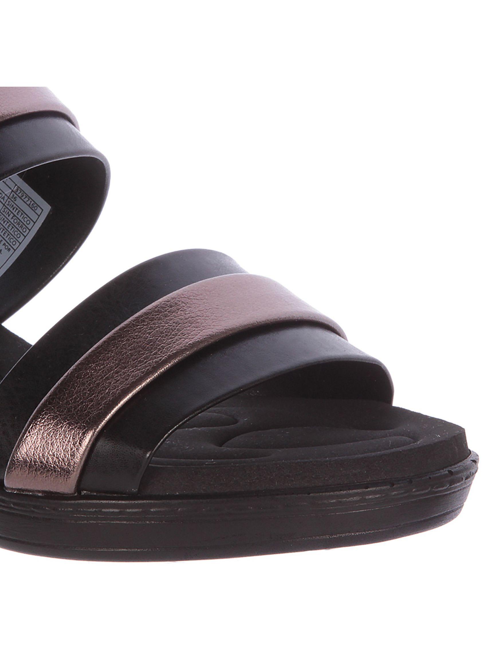 Sandalia Via Uno Mujer Detalle Hebilla Negro-1