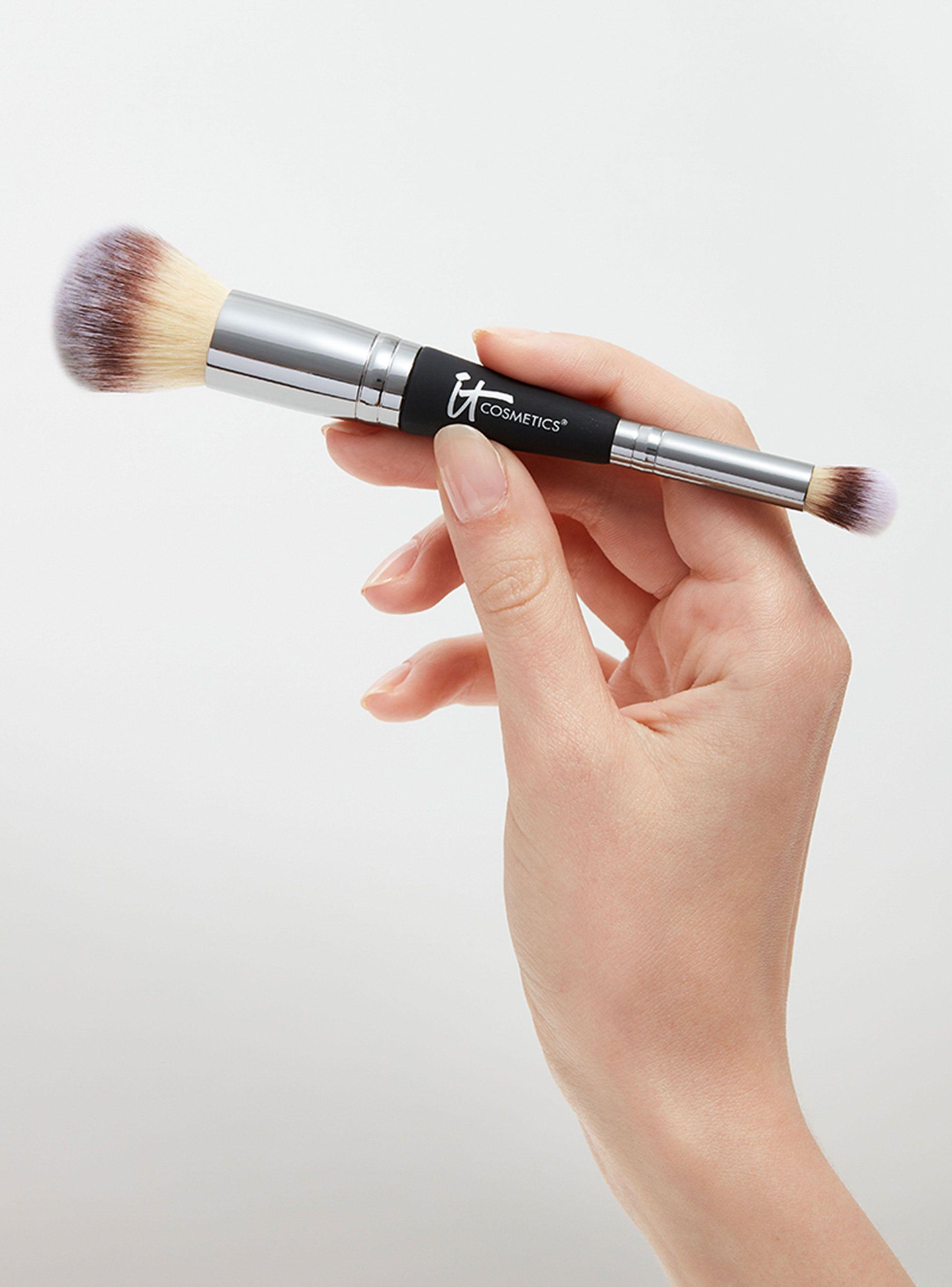 Brocha Perfeccionadora para Iluminadores y Polvos Bronceadores Heavenly Luxe #7-1
