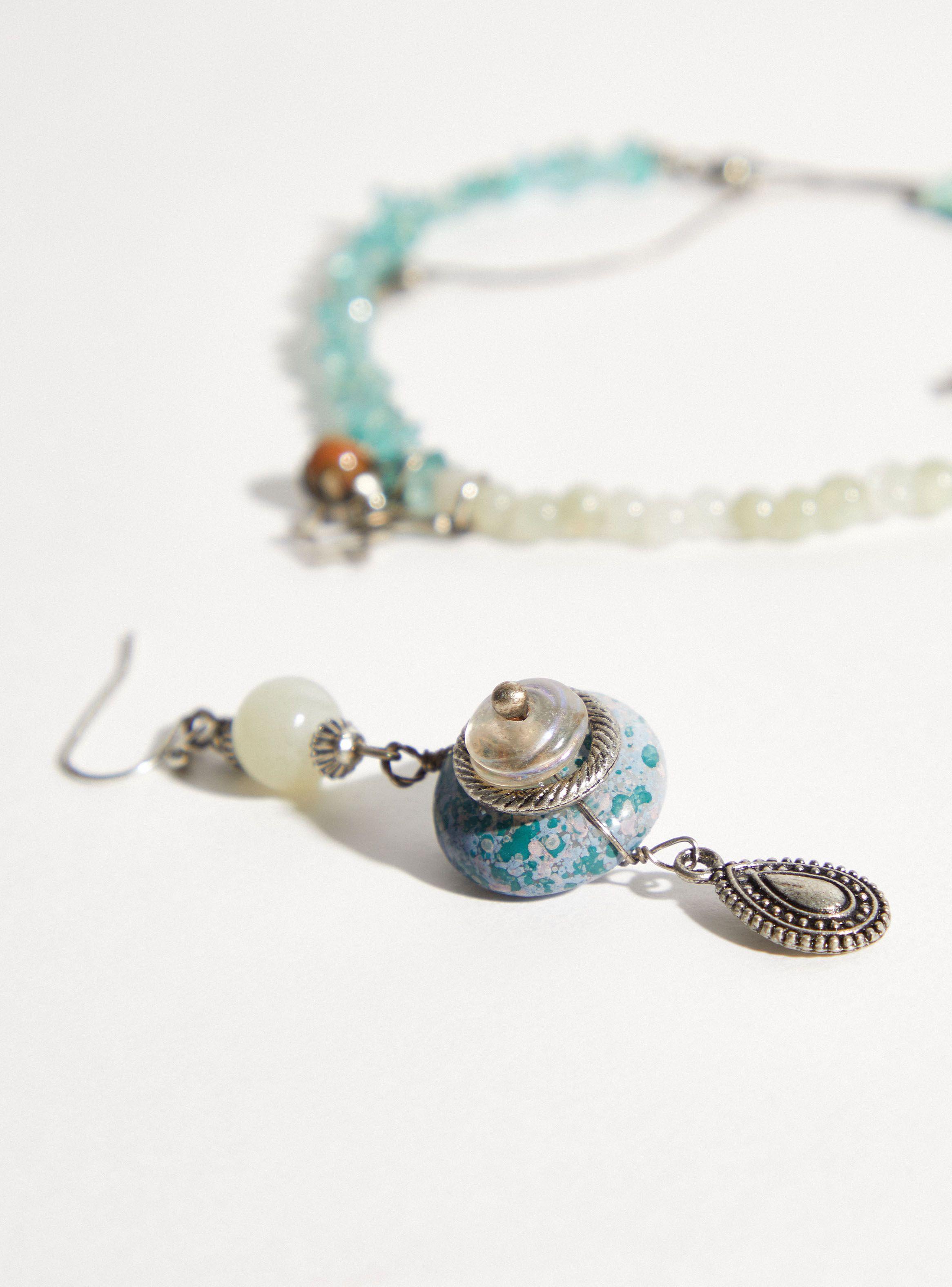 Set de Accesorios Aros y Pulsera Bicolor Piedras y Mostacillas-1