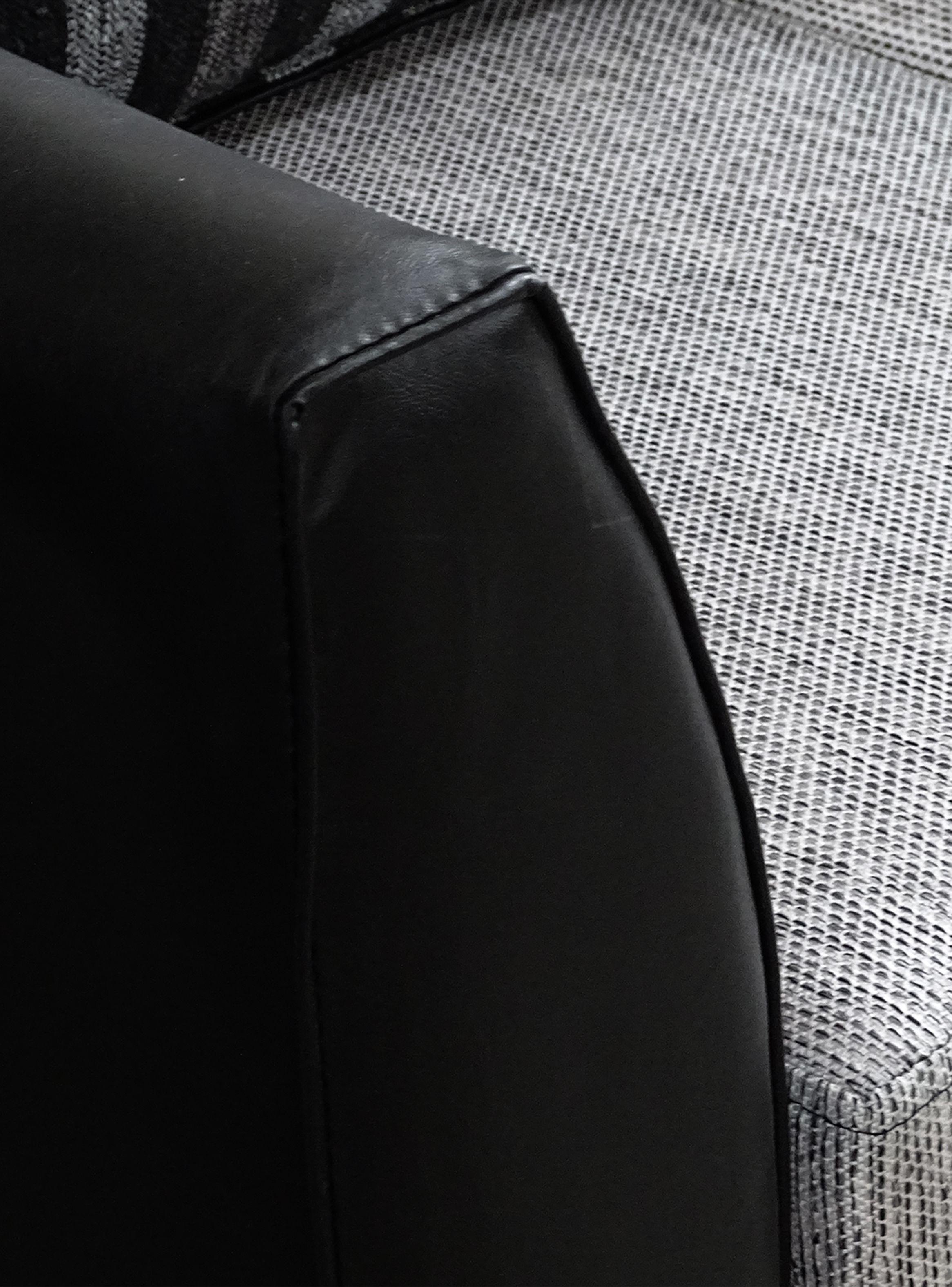 Juego Living Valentino 3 Cuerpos + Sillones Tela/PU-3