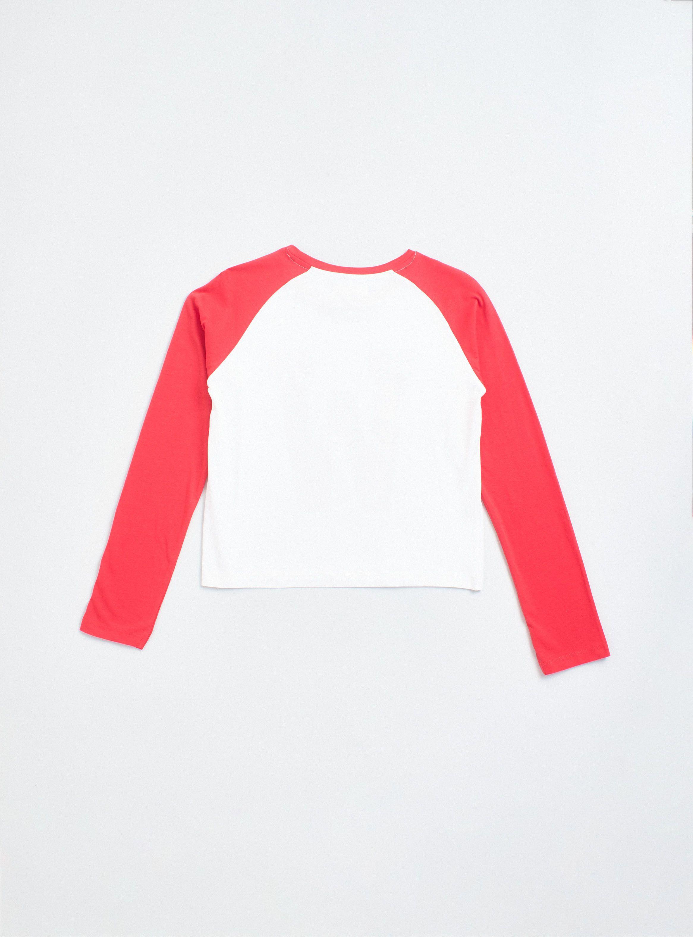 Polera con Mangas en Contraste y Estampado Frontal-2