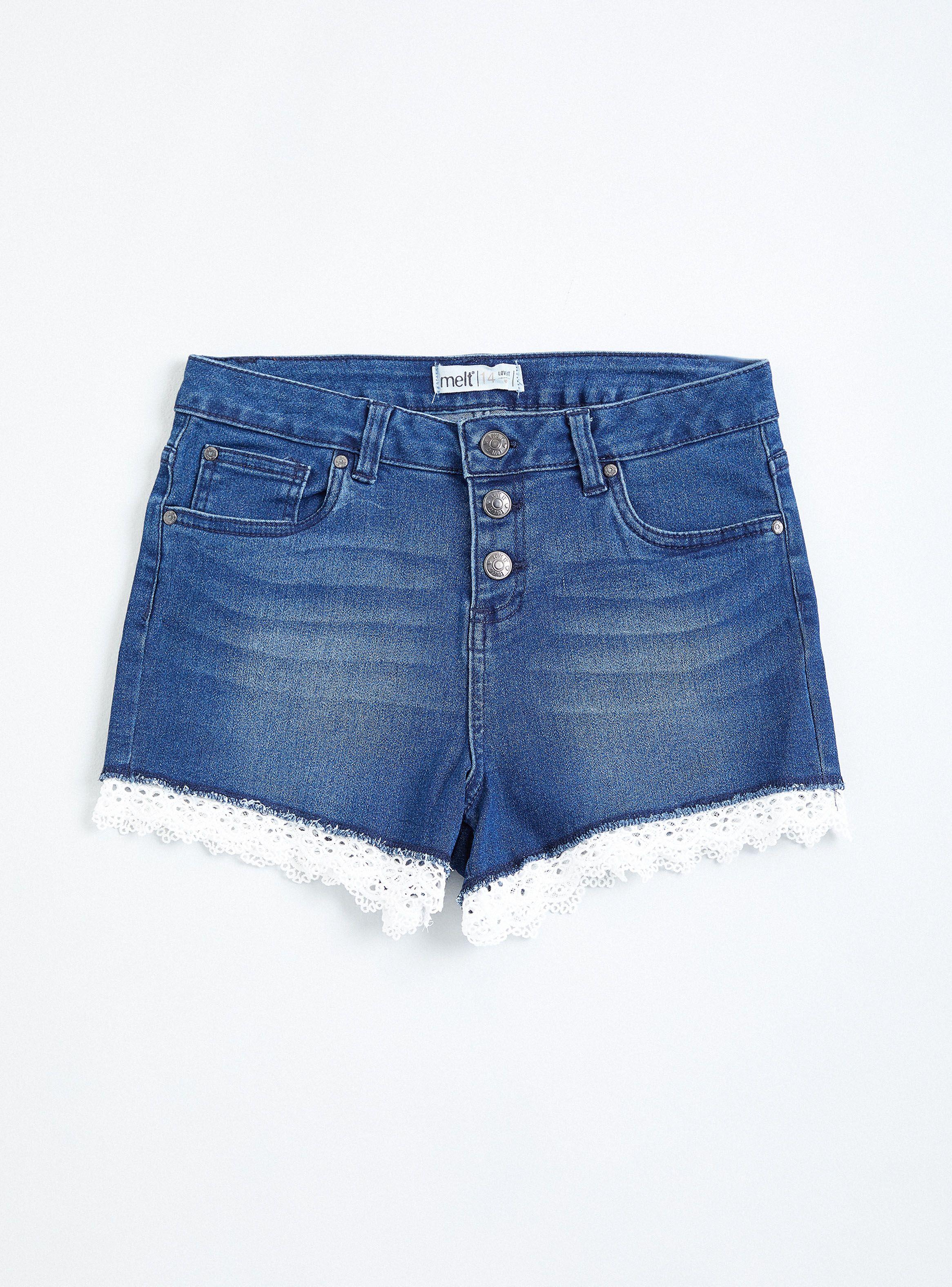 Short 3 Botones y Detalle de Macramé-0