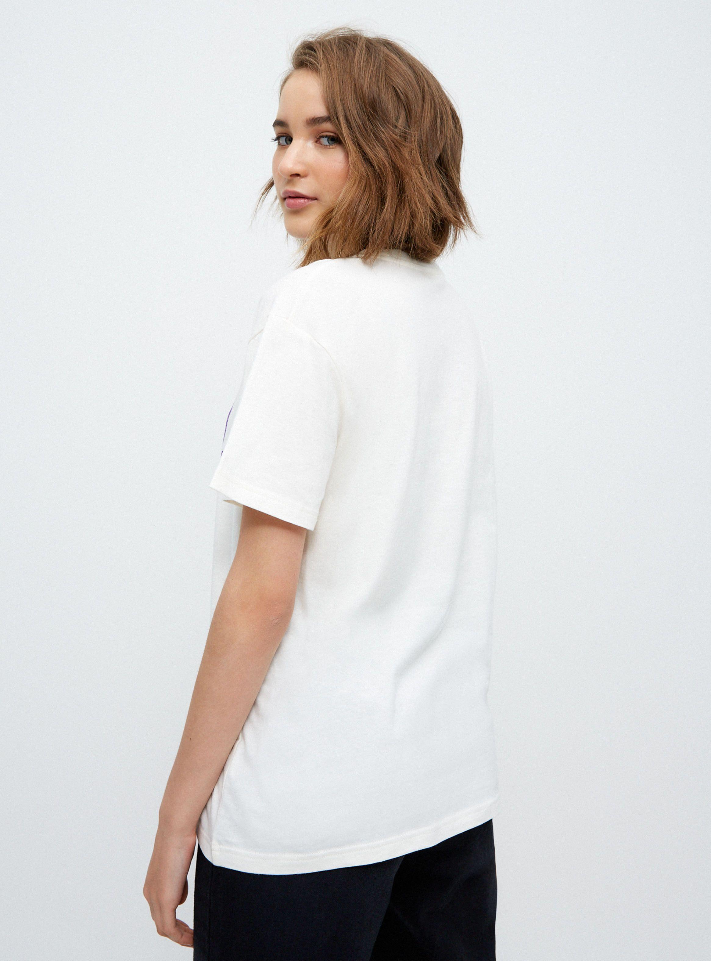 Polera Disney Marvel Pride-1