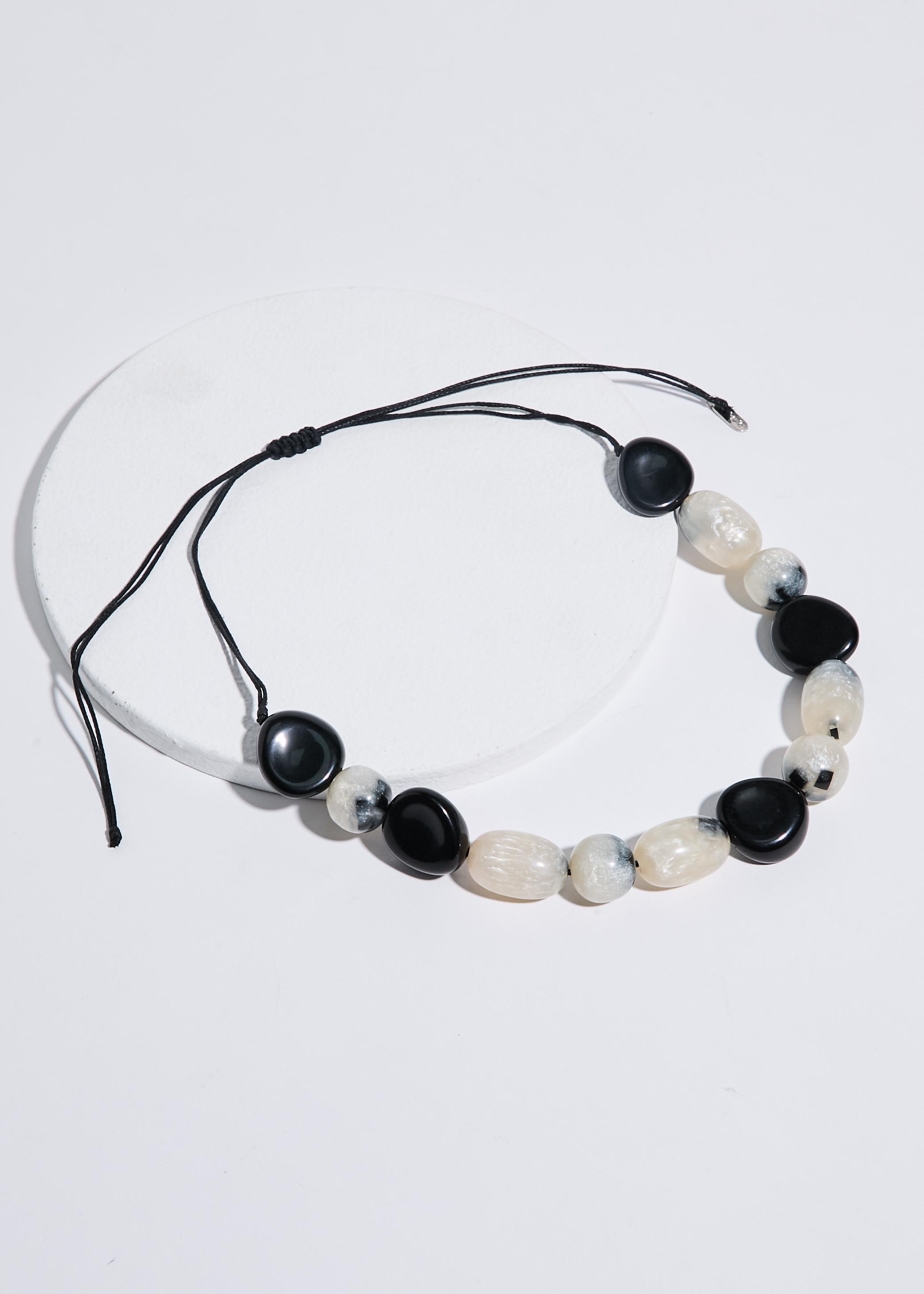 Collar Ajustable con Piedras de Colores Resina-0