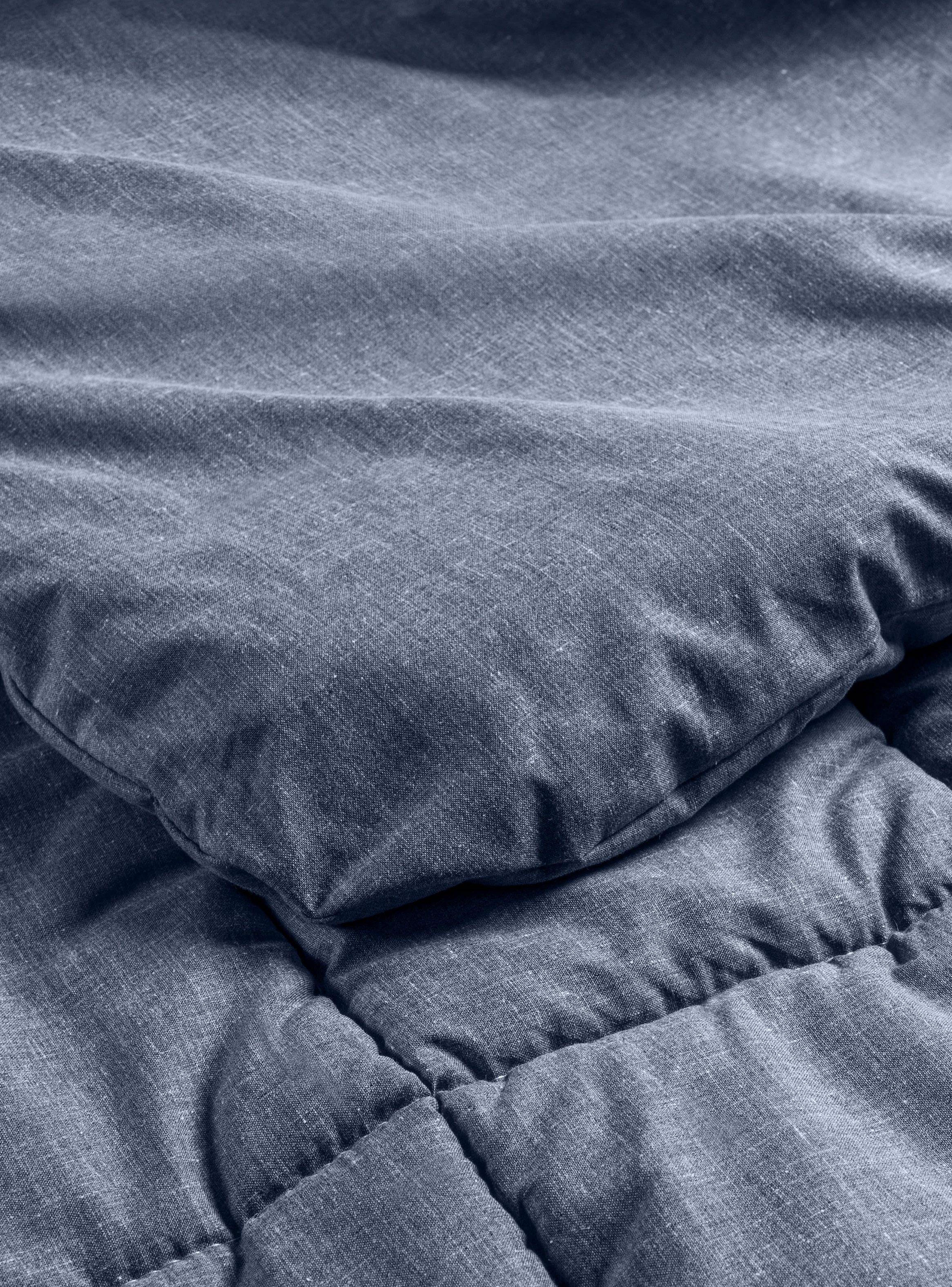 Plumón Stamp Unicolor Navy 1.5 Plazas-1