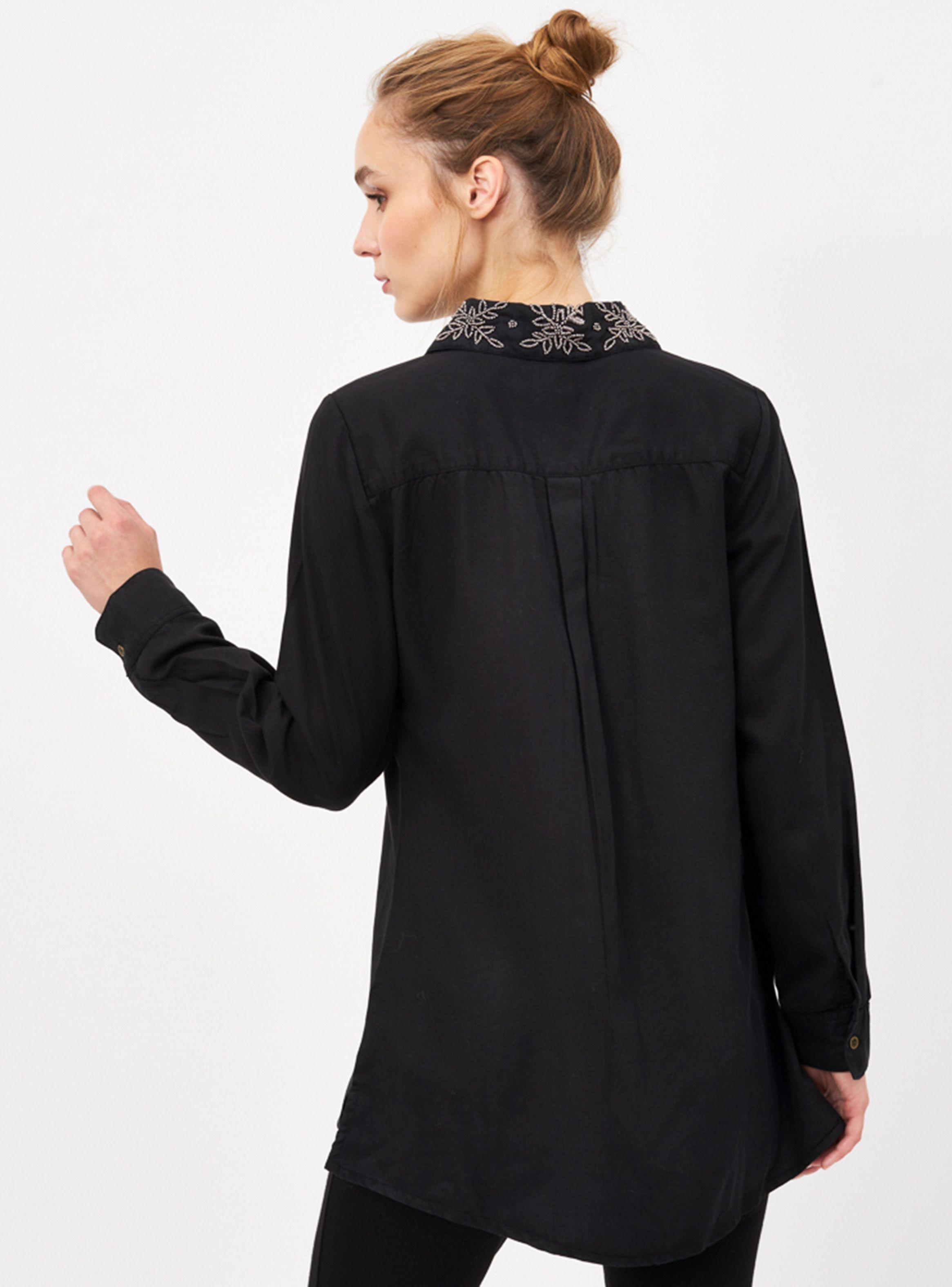 Blusa Cuello Bordado Umbrale Woman-1