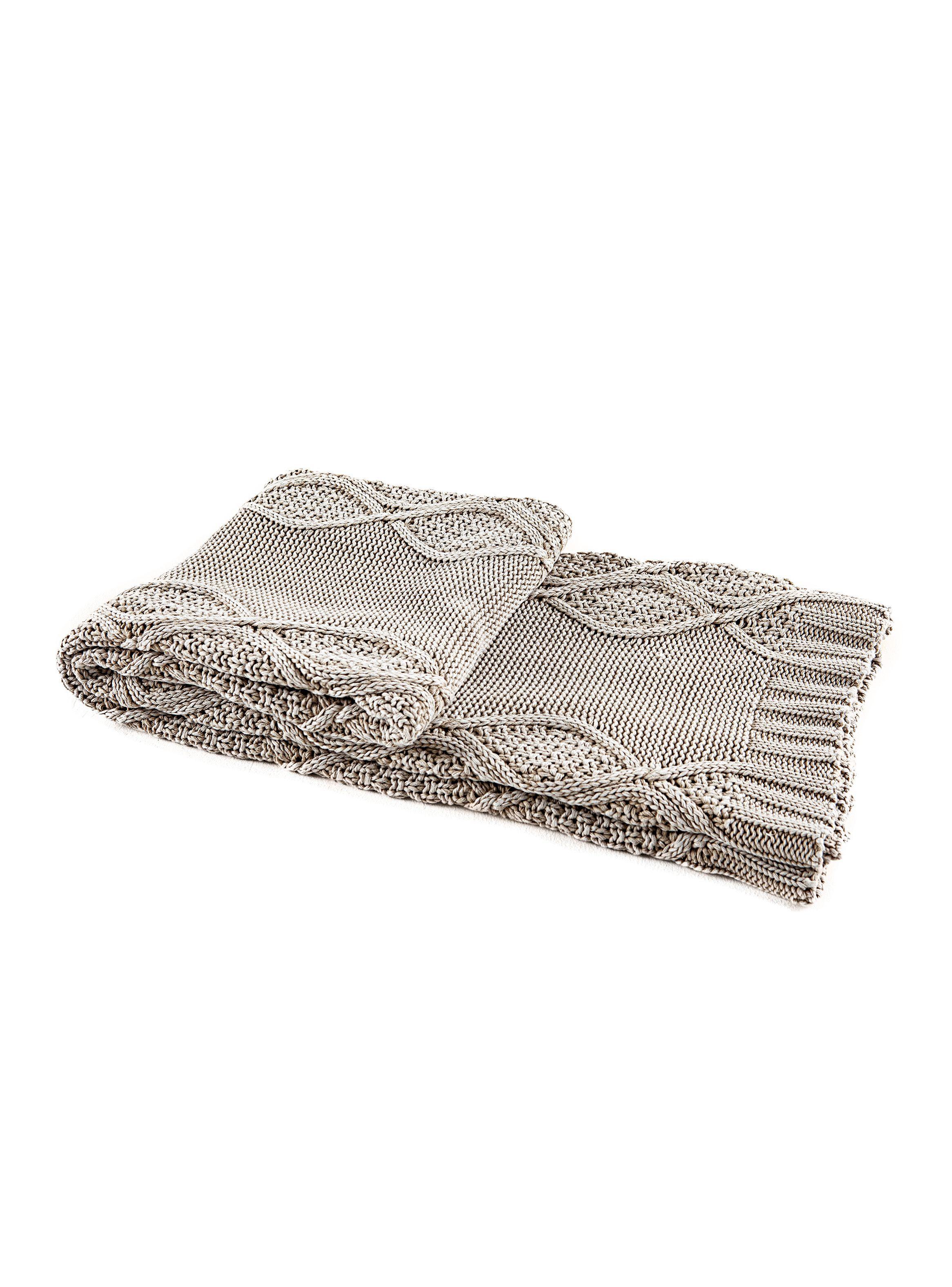 Chal Stonewash Trenza Alaniz Home-0