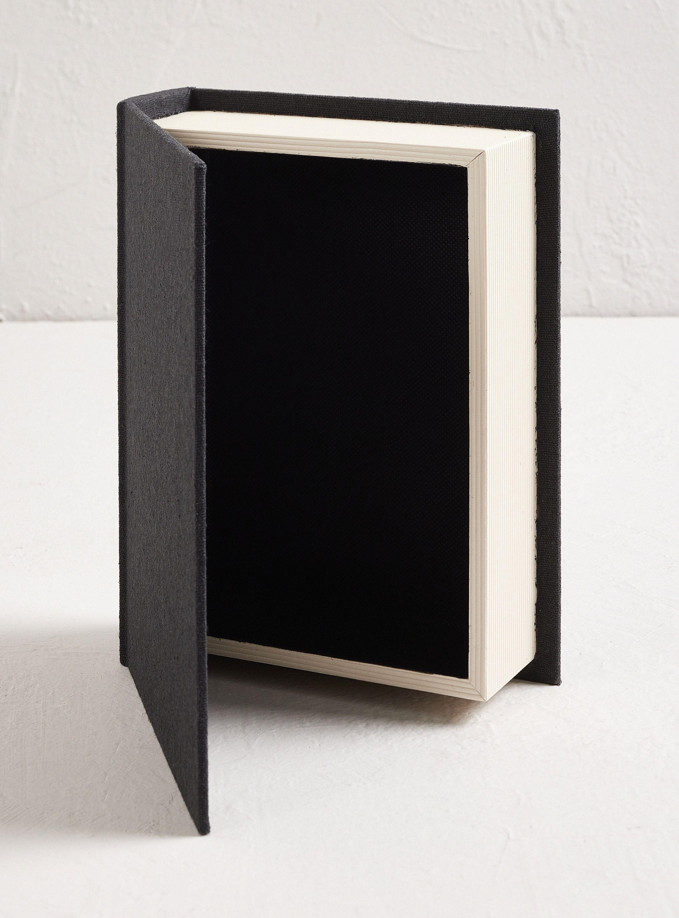 Libro Decorativo M Negro 25x19 cm-2