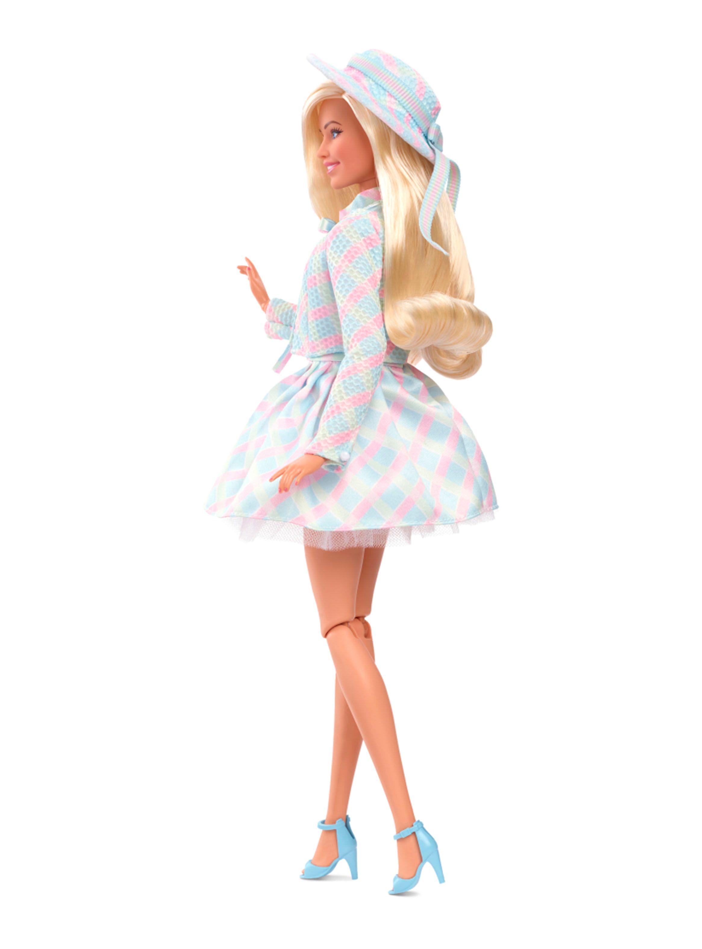 Barbie de Vuelta a Barbie Land Edición Especial-1