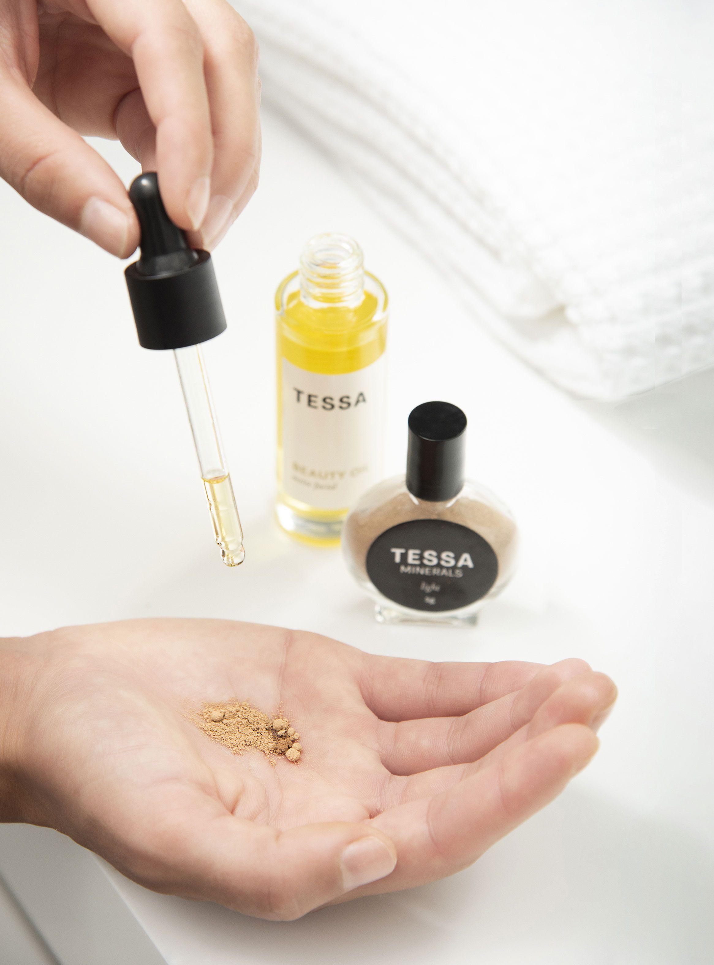 Bases de Maquillaje Minerals Medium-1