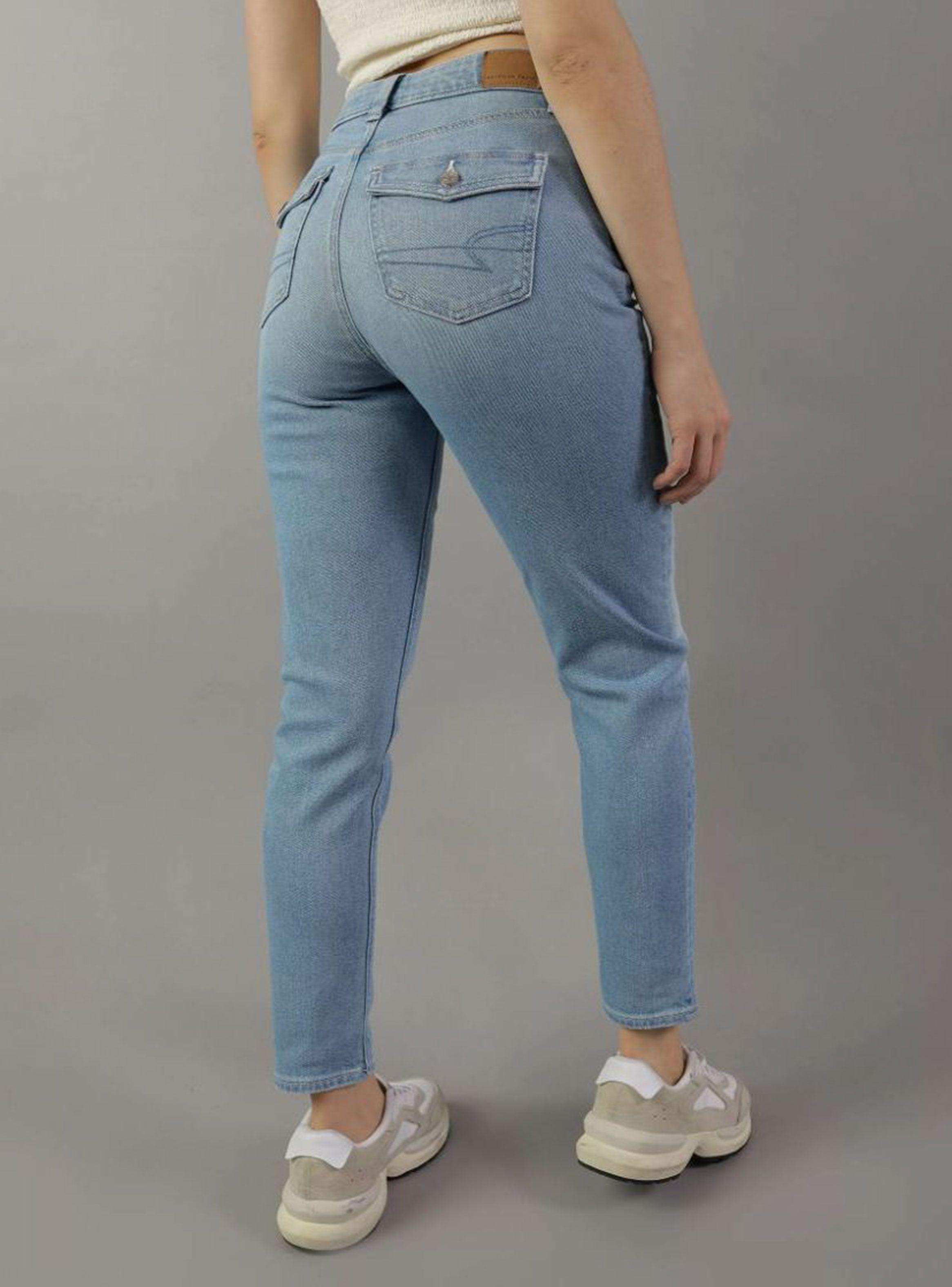 Jeans Light Wash Mom-1