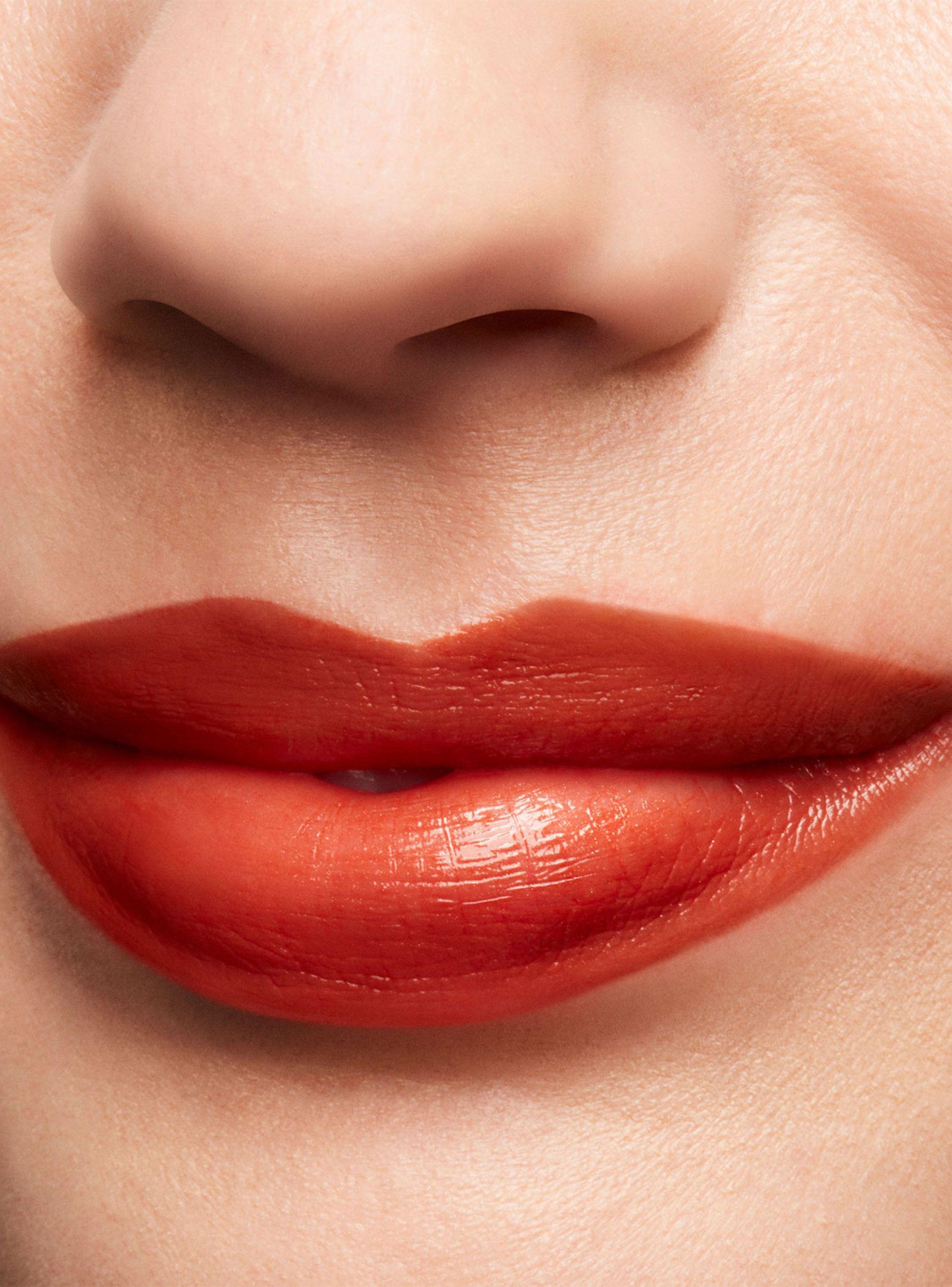 Labial Lustreglass Sheer-Shine Lipstick Obviously 3 g-3