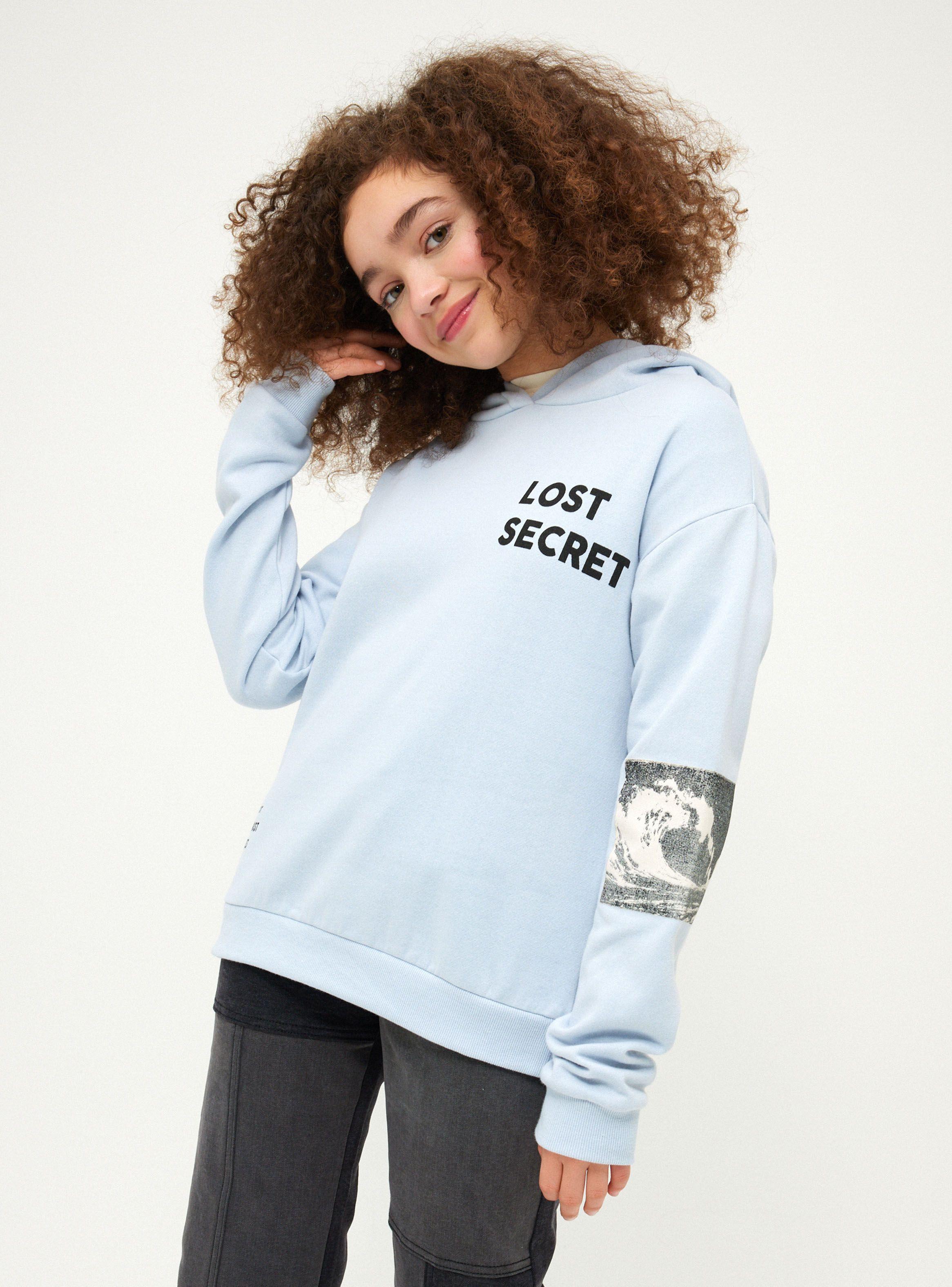 Polerón con Capucha Estampado Múltiple-0