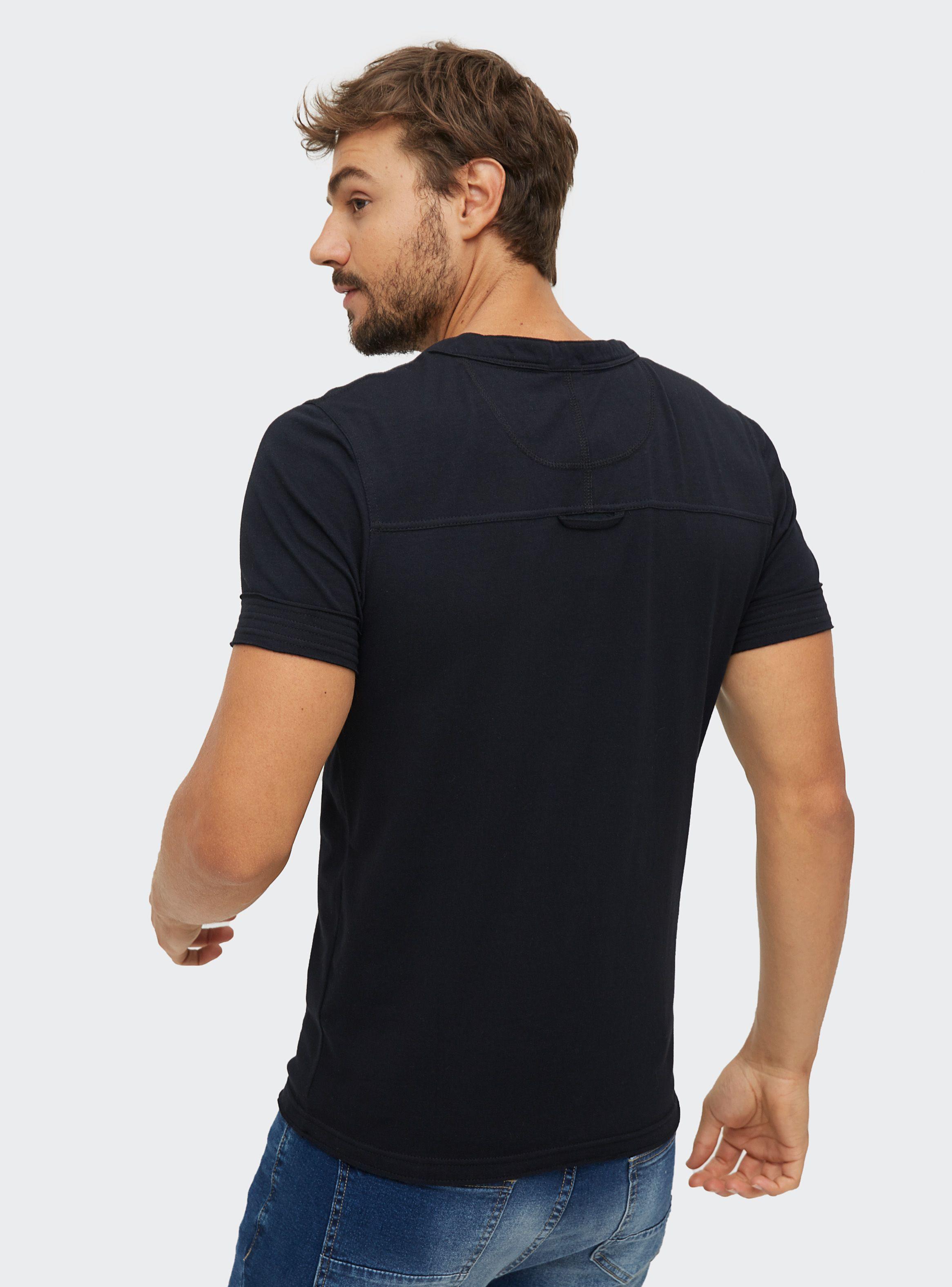 Polera Muscle Fit Cuello V JJO-1