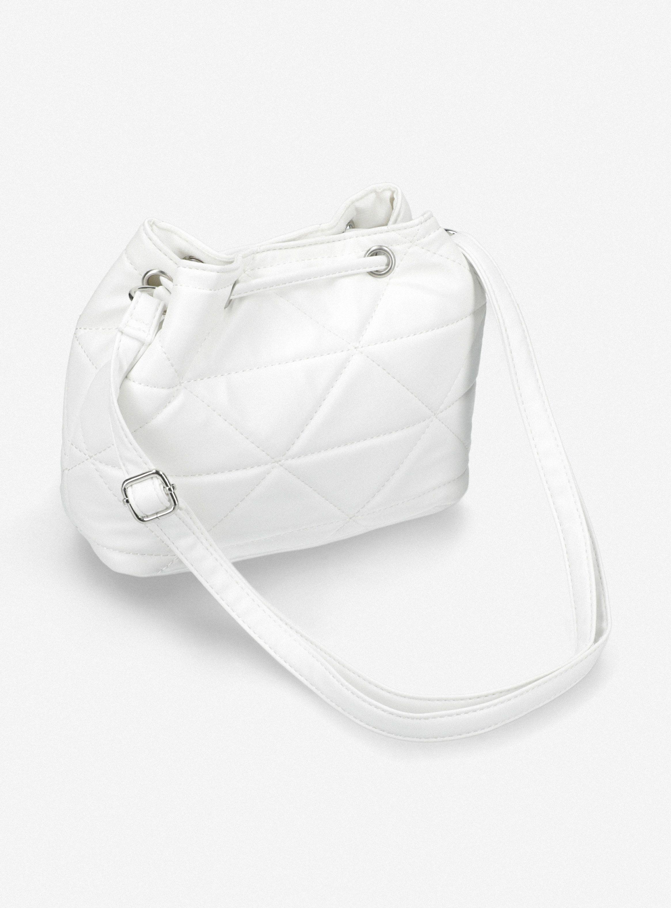 Cartera Tipo Bucket De Pu Con Quilt-4