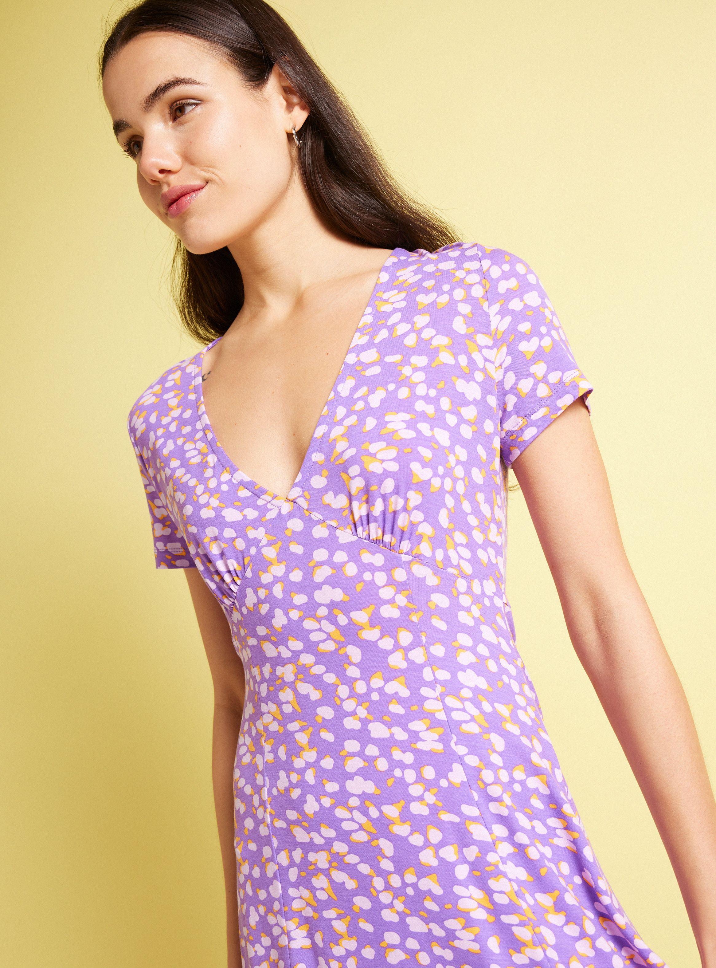 Vestido Corto Cuello V-2