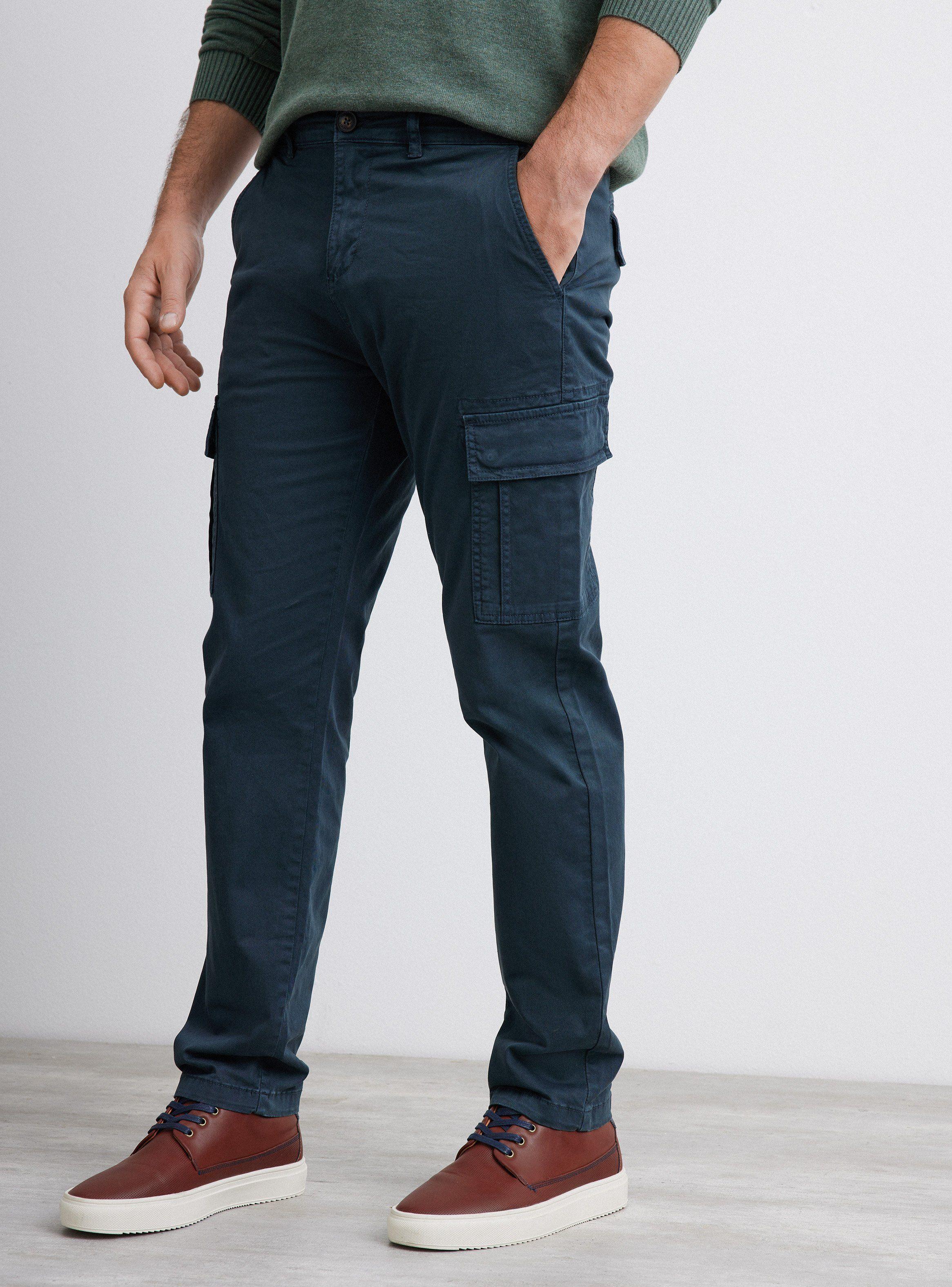 Pantalón Regular Fit Tiro Medio Corte Chino-0