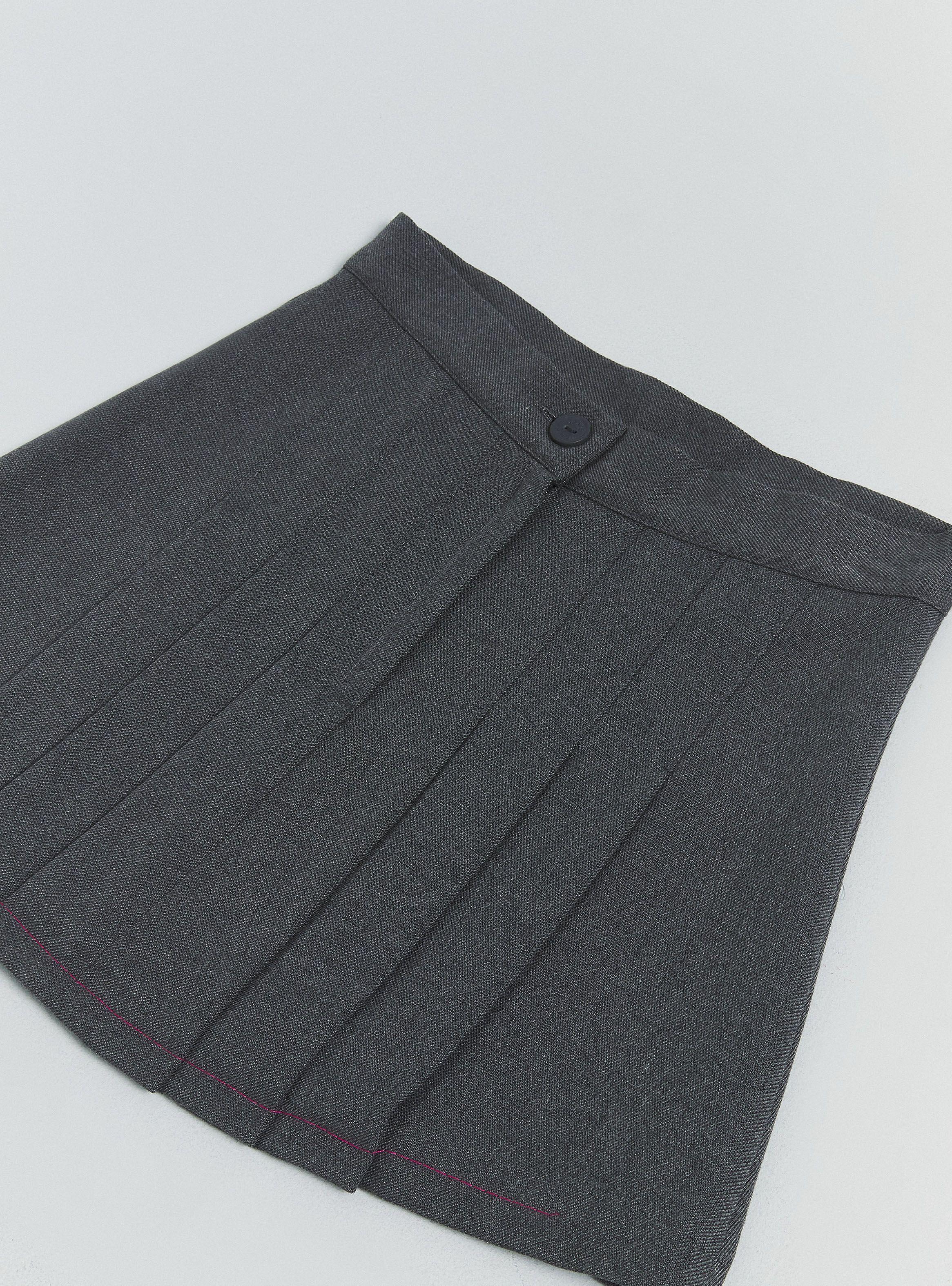 Falda Gris Tableada De 6 A 8-6