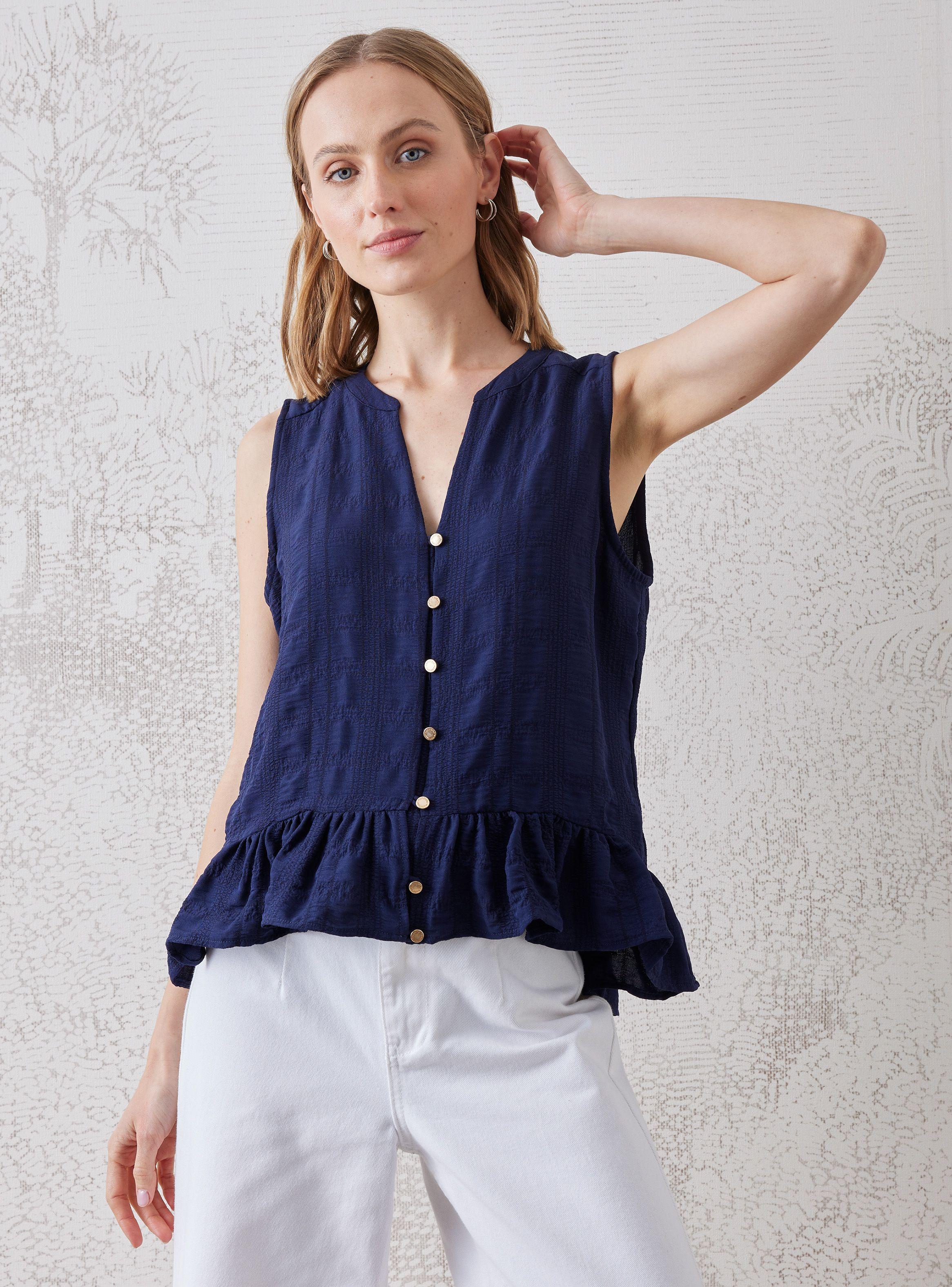 Blusa Texturizada Con Vuelo En Ruedo-0