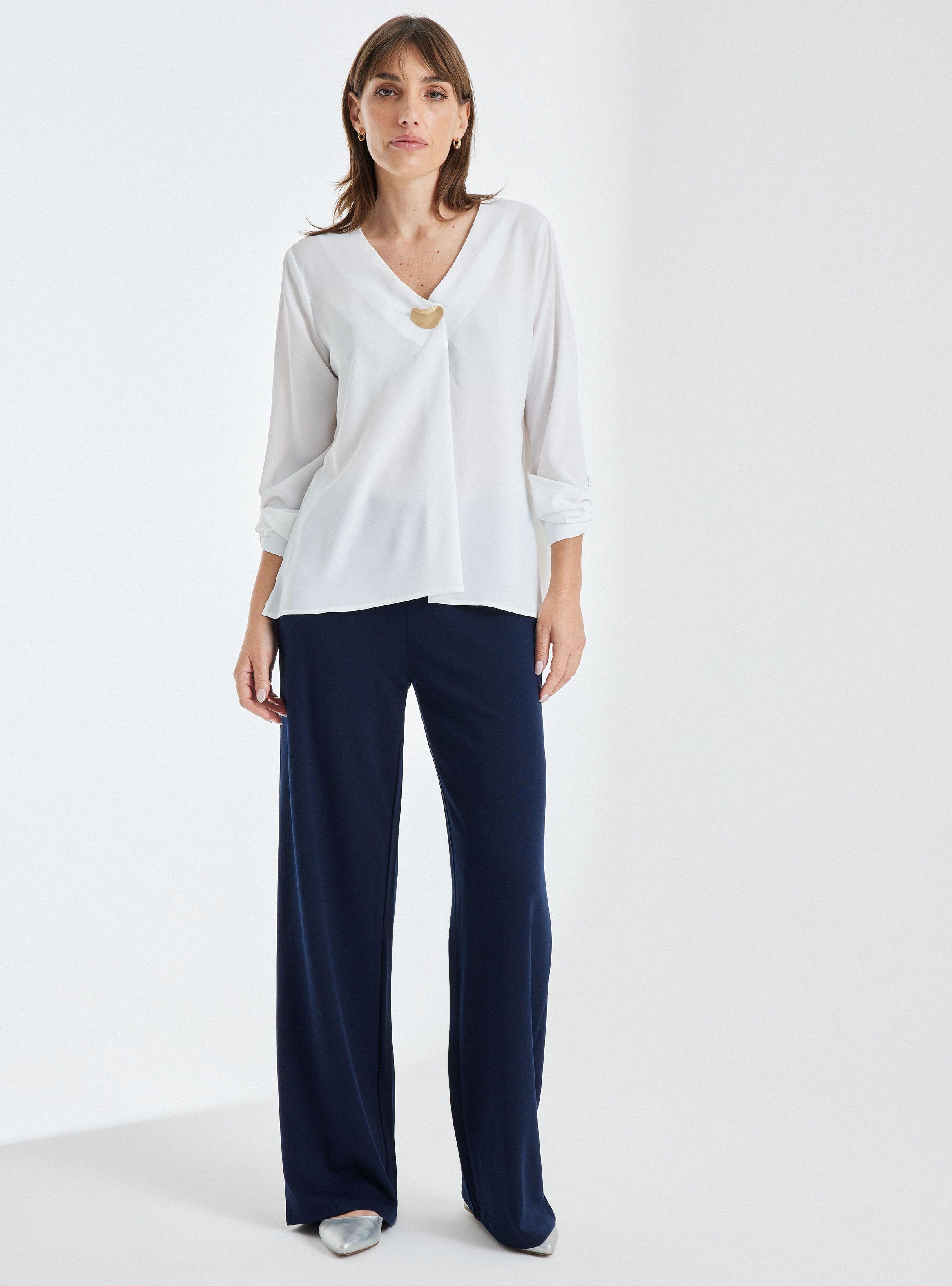 Blusa Escote V Pliegue Centro y Botón Decorativo-4