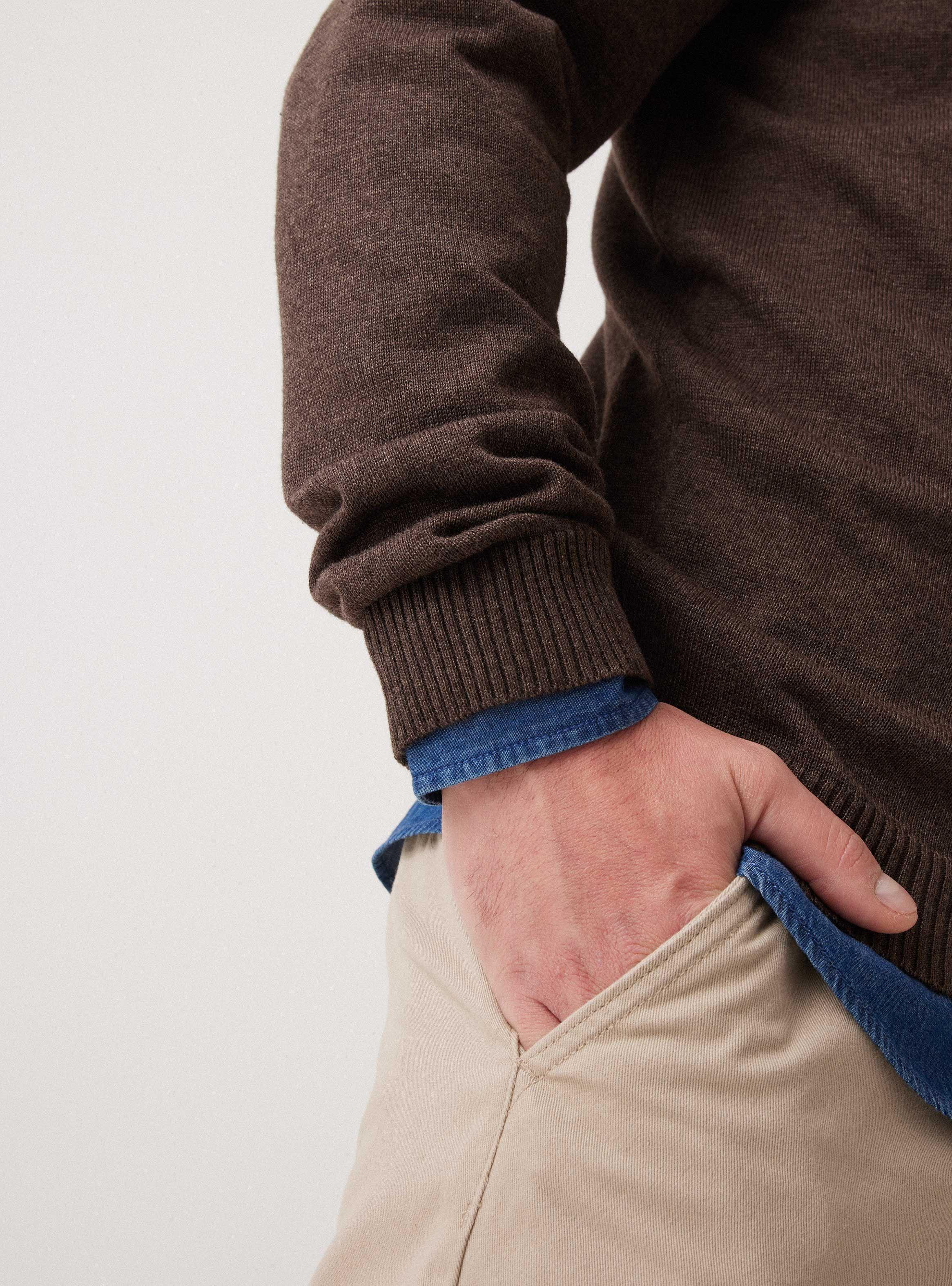 Sweater Cuello V Bassic Style-3