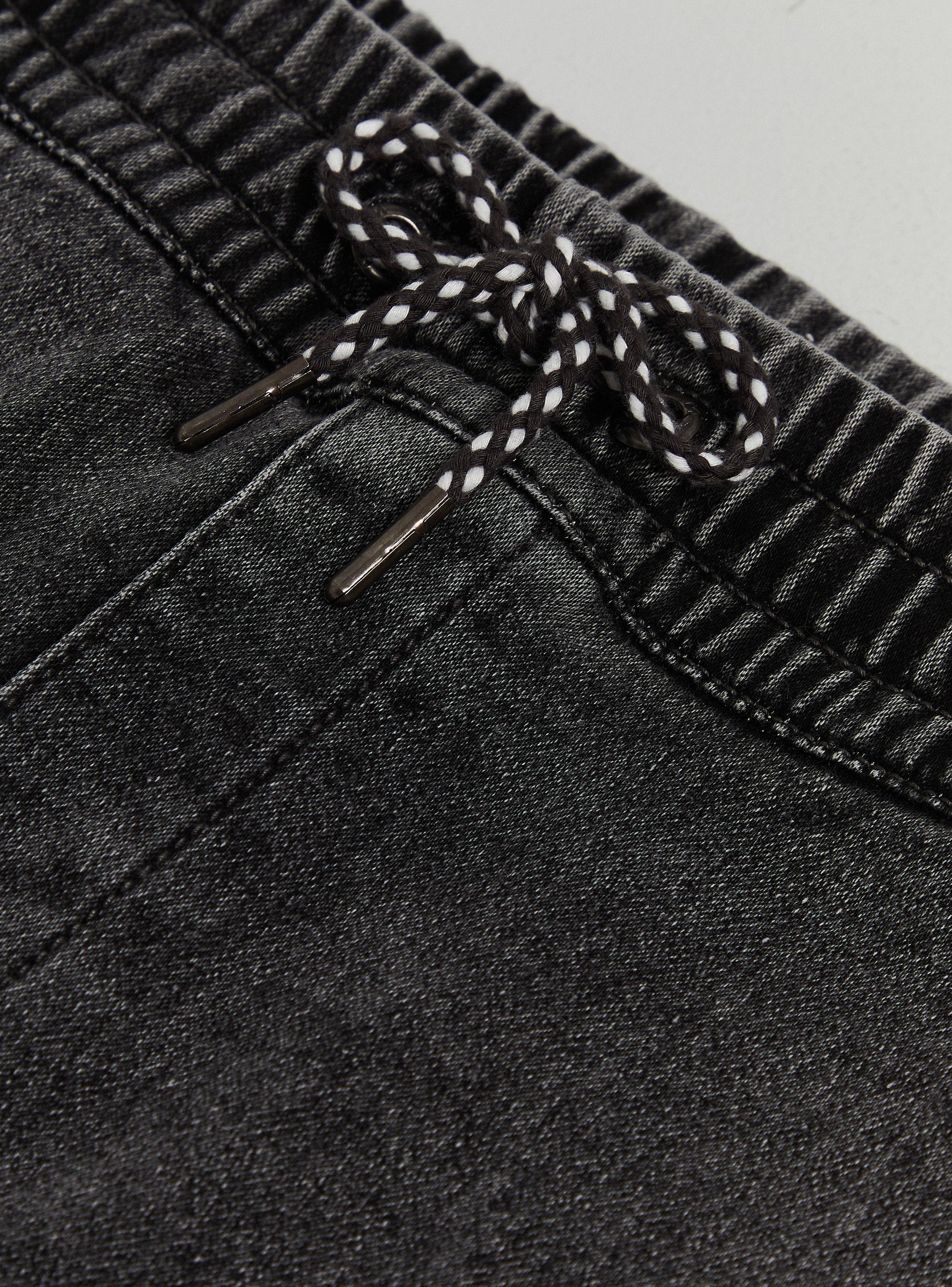 Jeans Full Elasticado con Lavados y Cordón-4