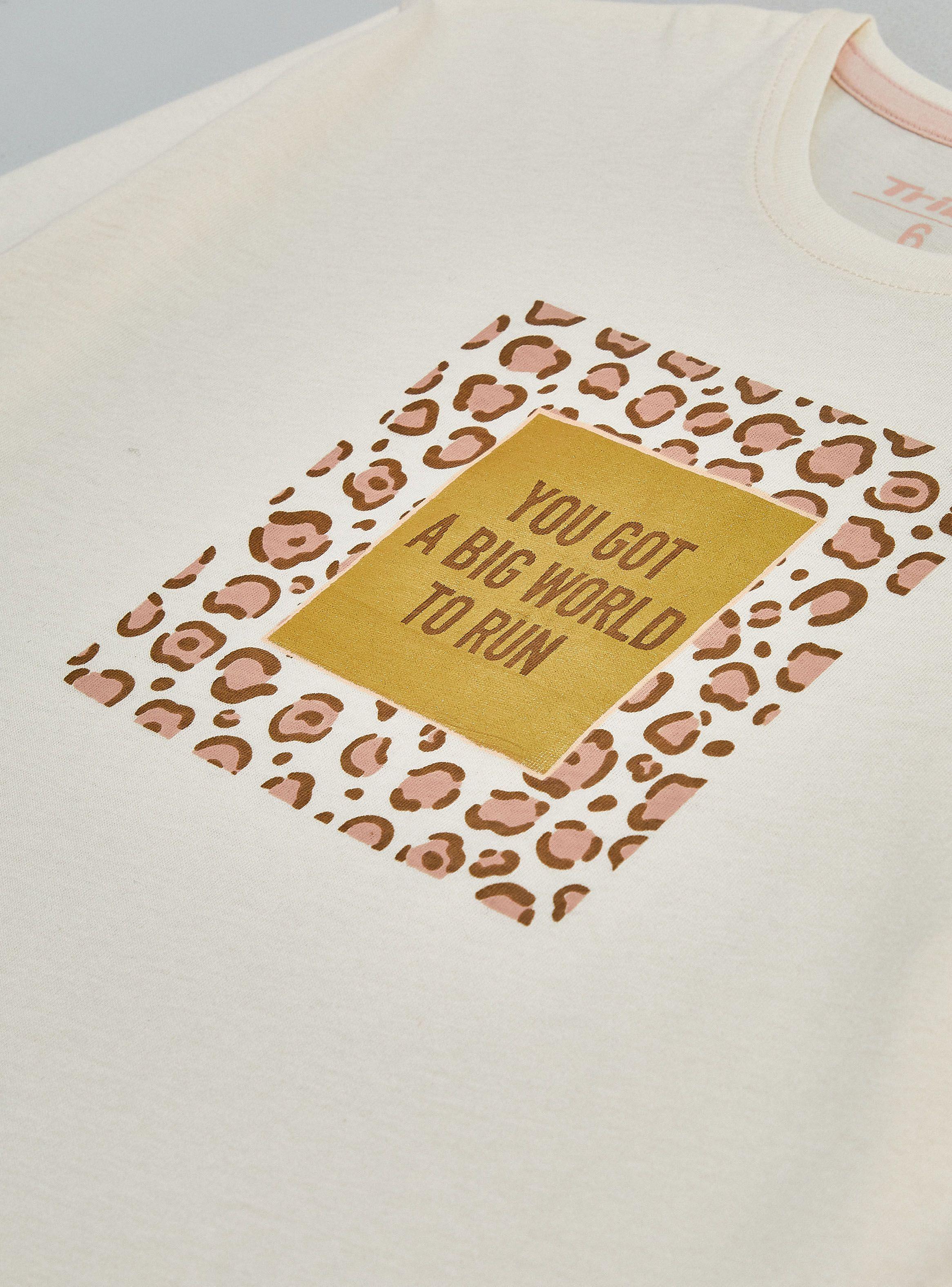Polera Estampado Frontal Folia-4