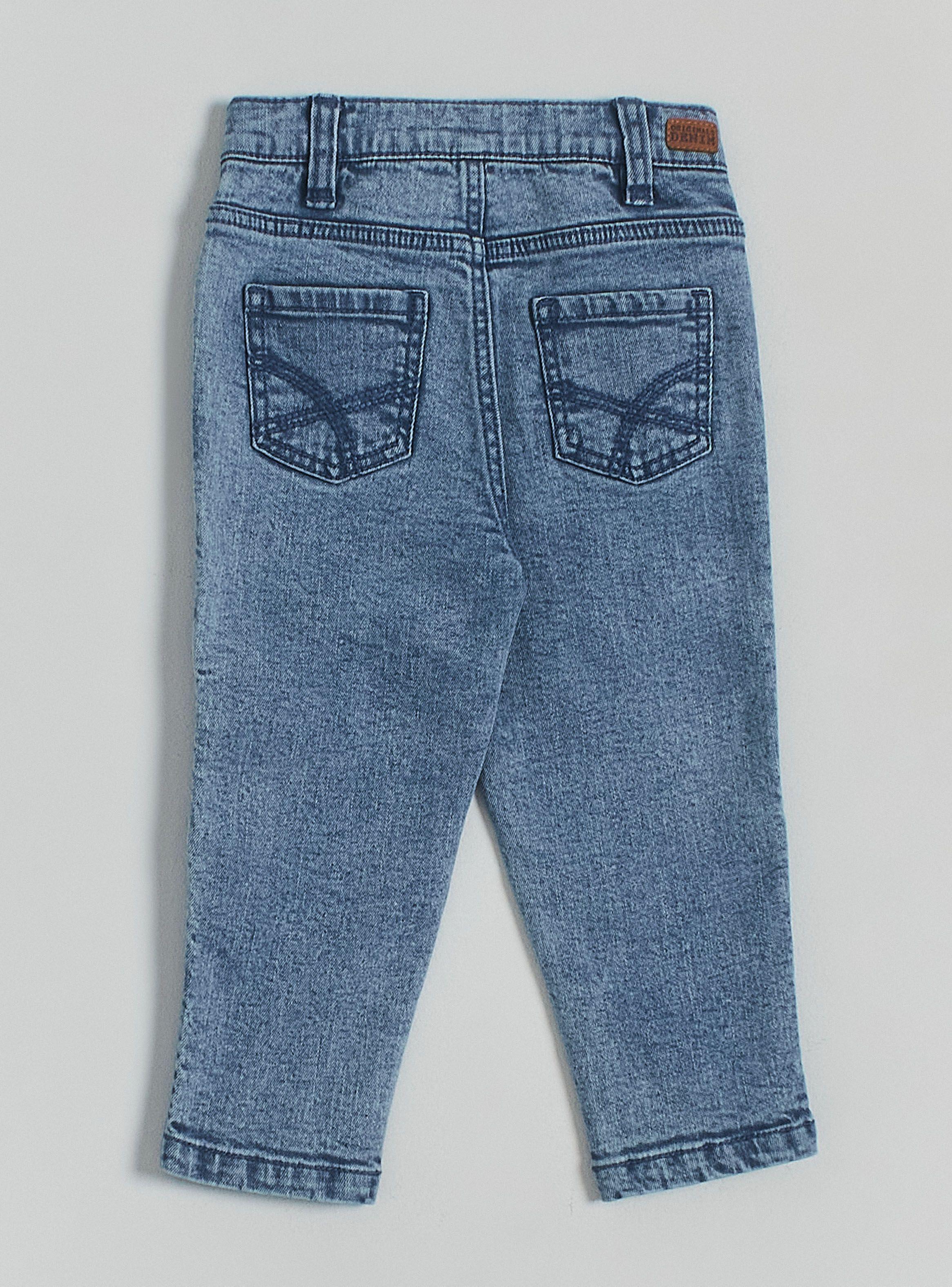 Pantalón con Corazón En Las Rodillas-1