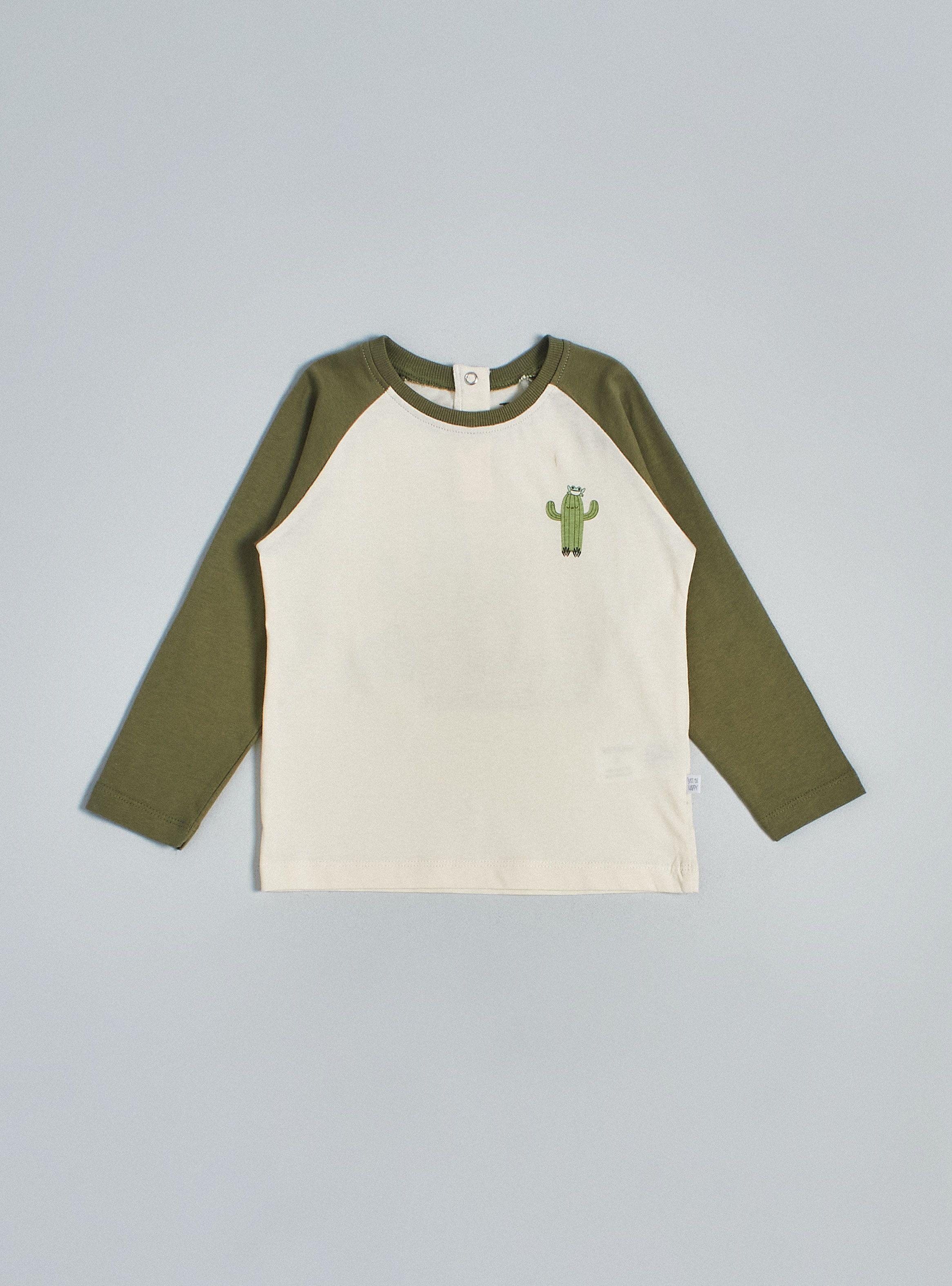 Polera Estampado Color Liso en Mangas-0