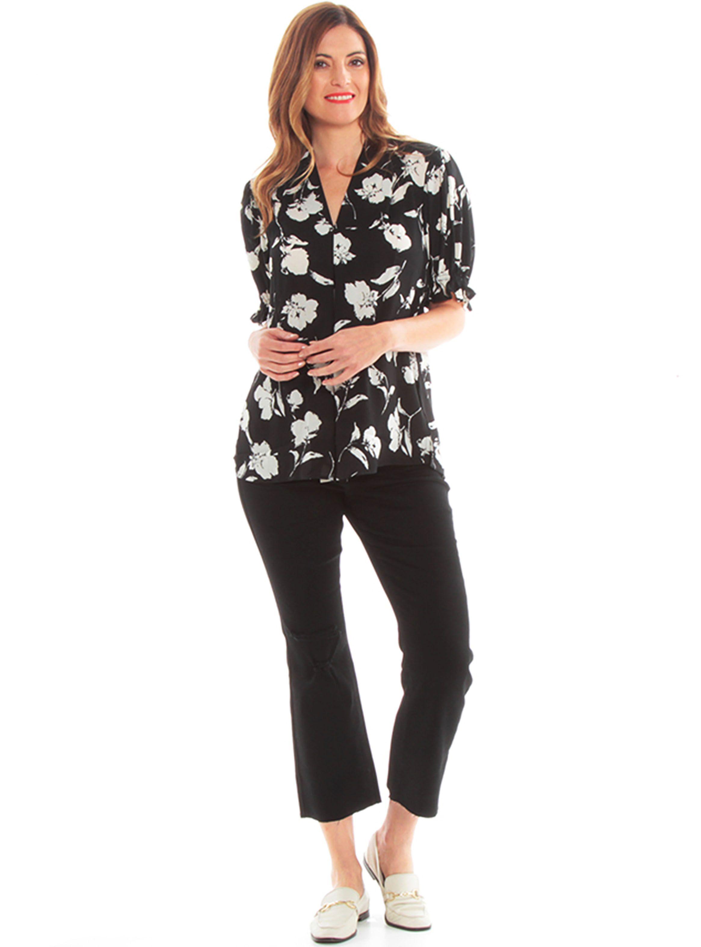 Blusa Elasticada Estampada Escote V con Detalle-3