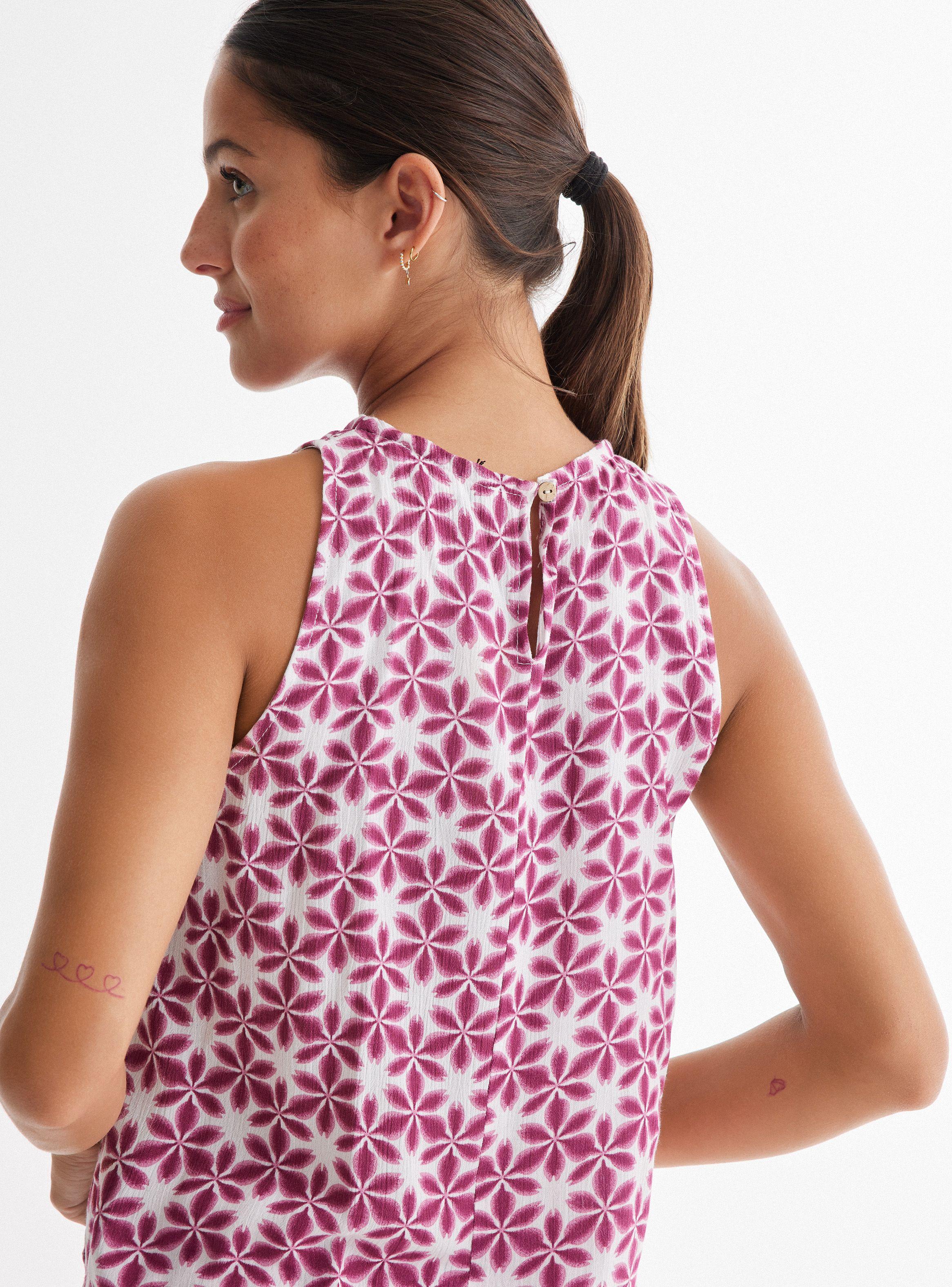 Blusa Estampada con Corte Ovalado-3
