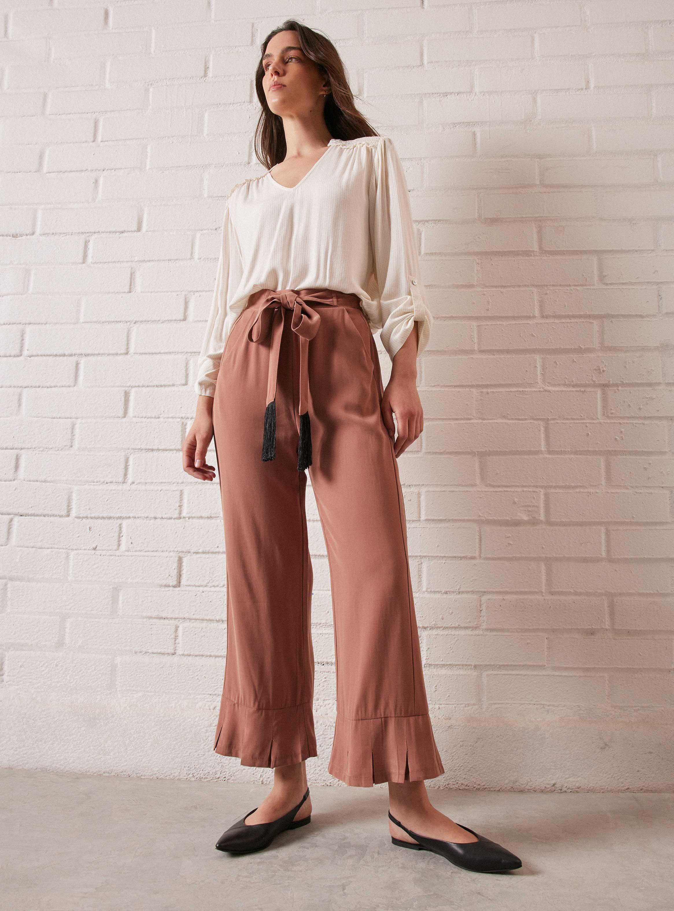 Pantalón Suelto Flare en Botas-4