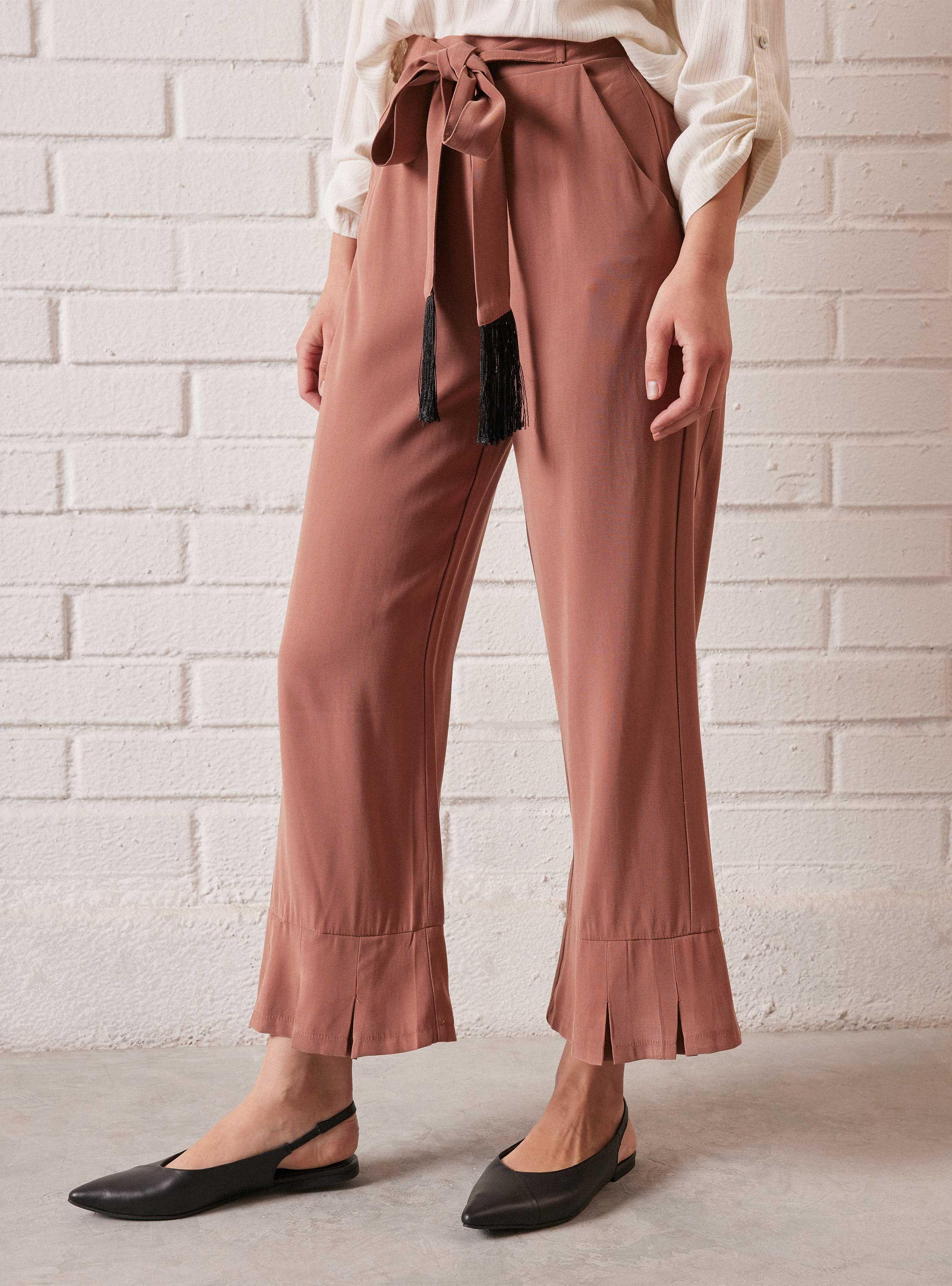Pantalón Suelto Flare en Botas-0