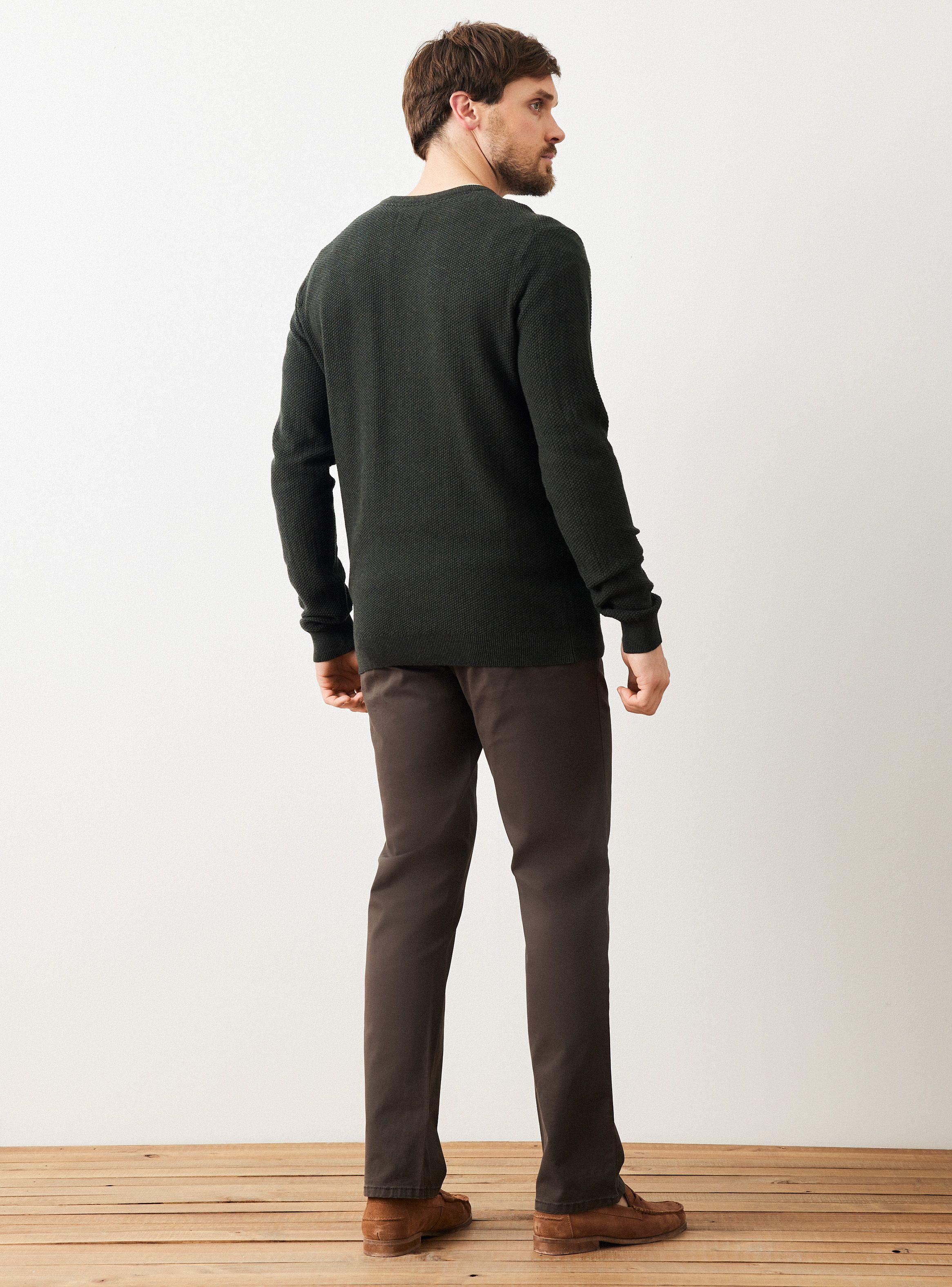 Sweater Básico Cuello V Texturado-5