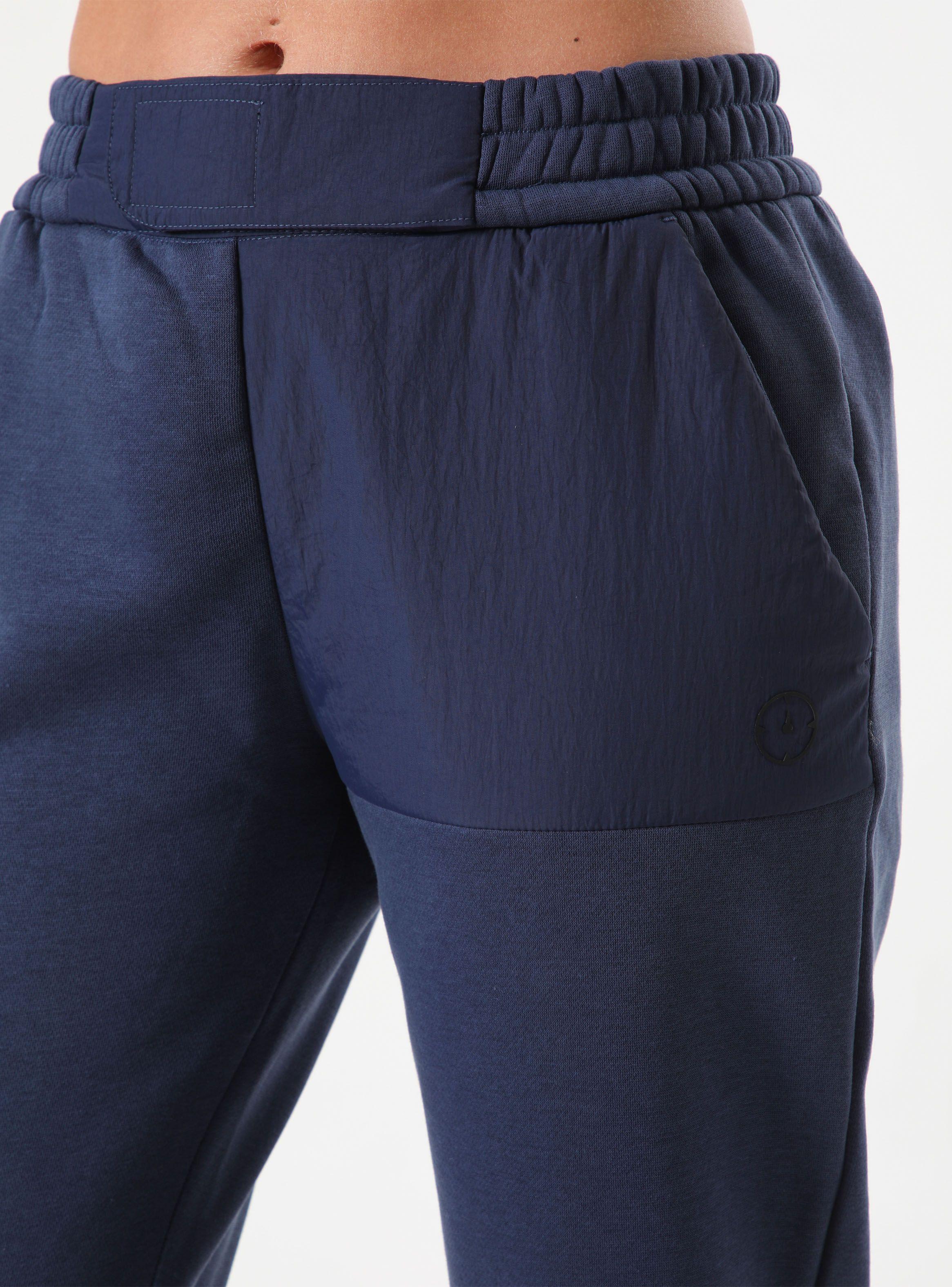 Pantalón Jogger Tiro Medio Con Cierre y Puller-2