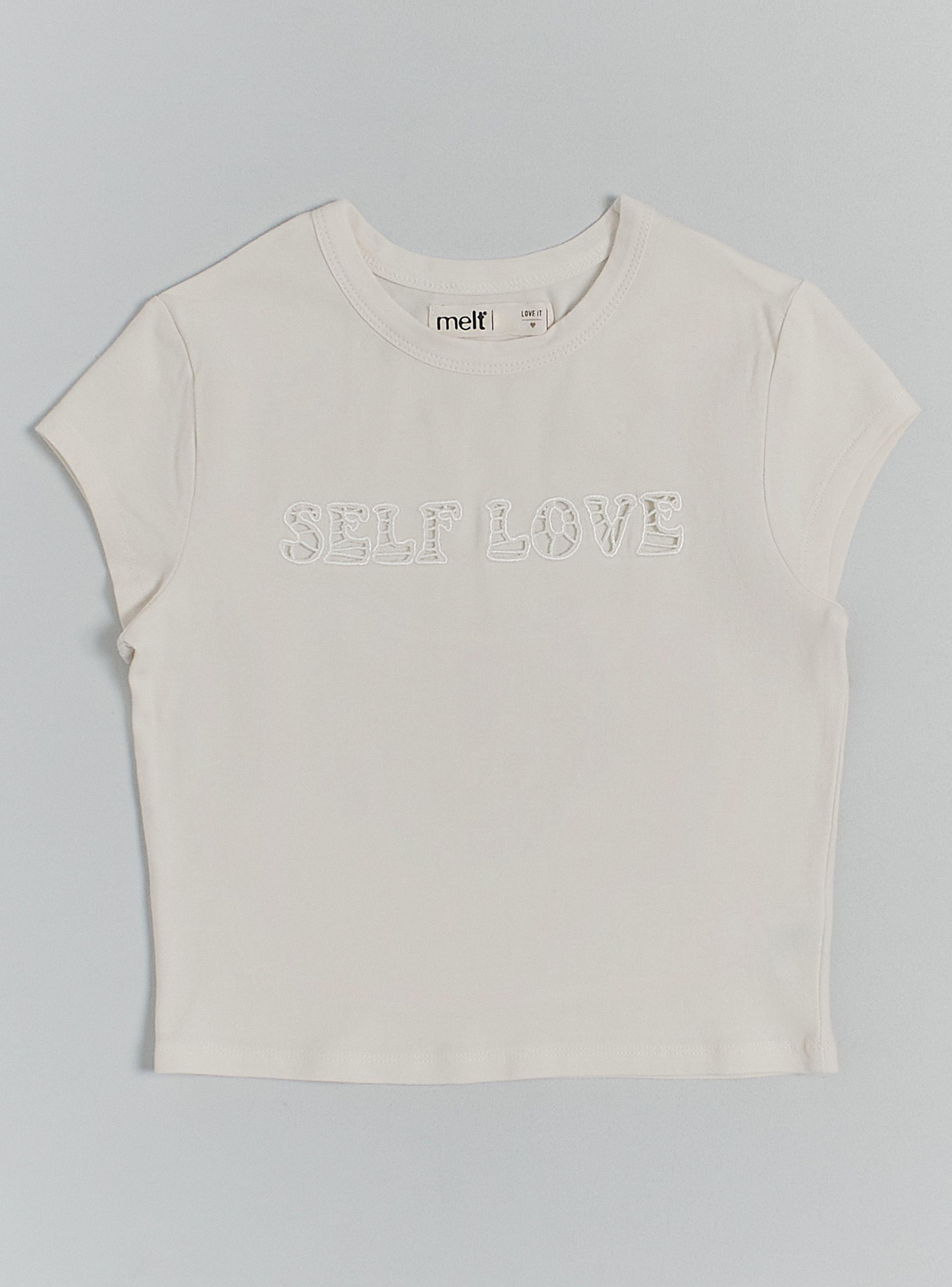 Polera Diseño Bordado con Hoyos en el Pecho-2