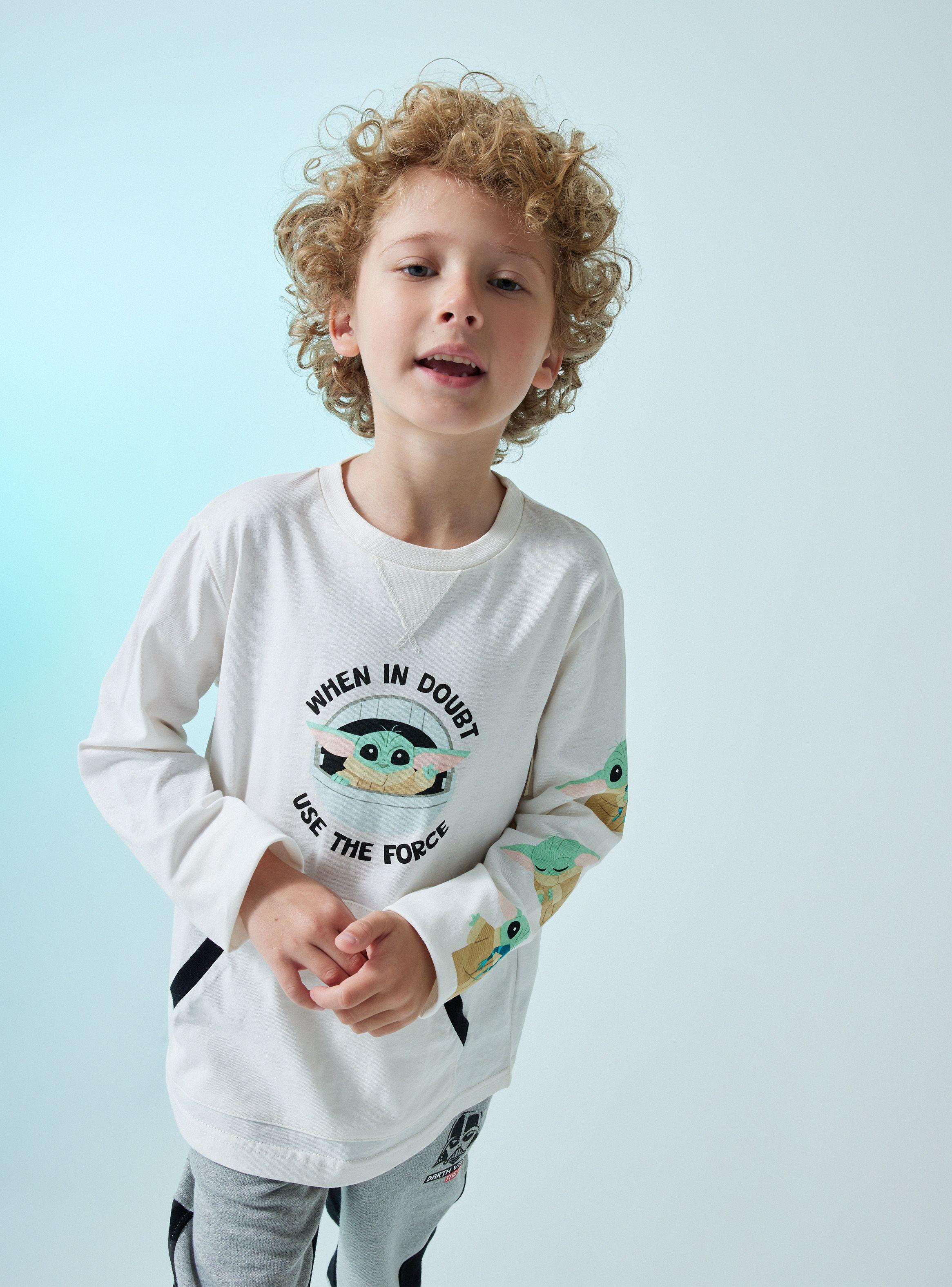 Polera Bolsillo Canguro Estampado Star Wars-0