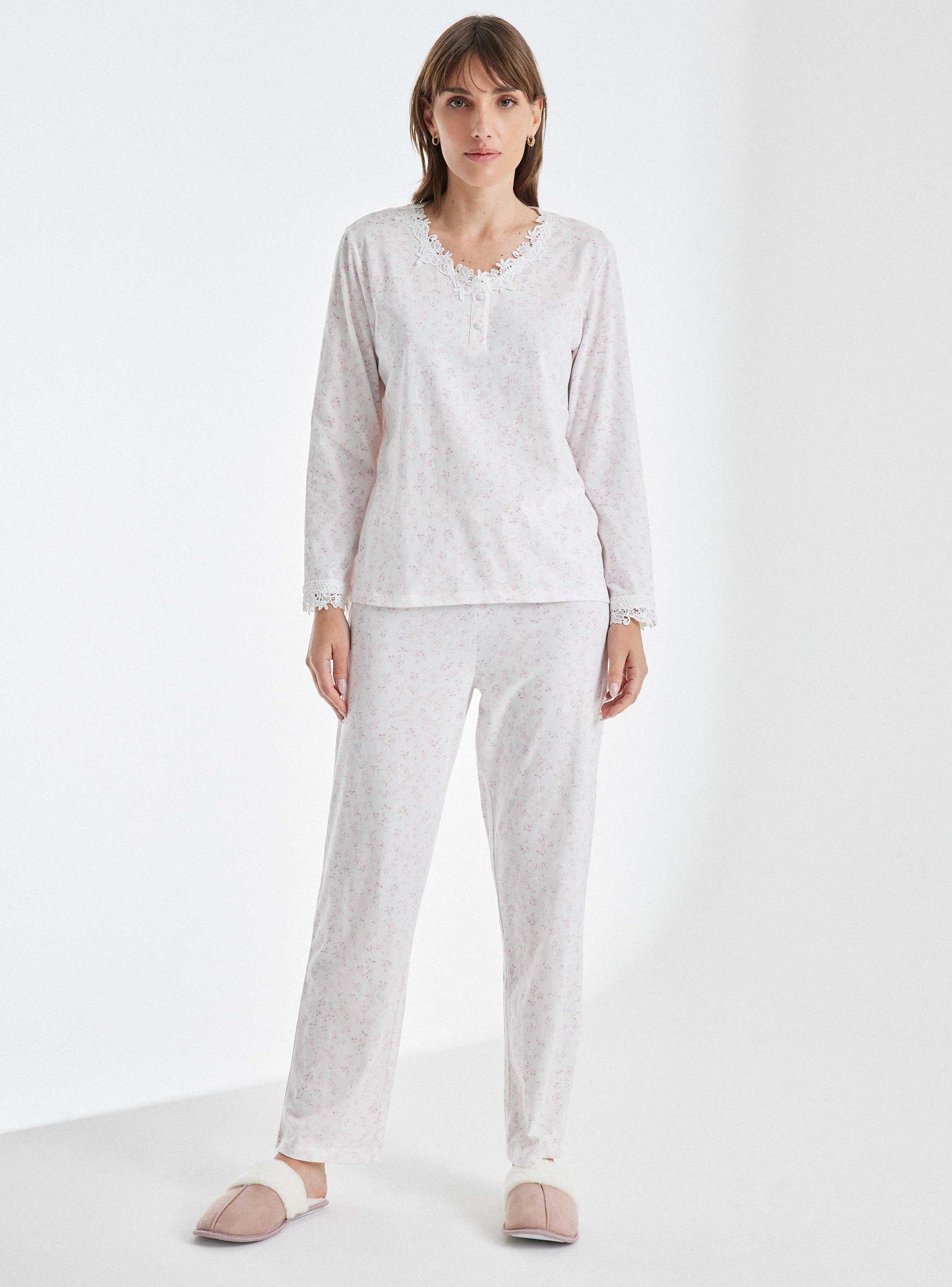 Pijama Detalle En Cuello Encaje  Full Print-4