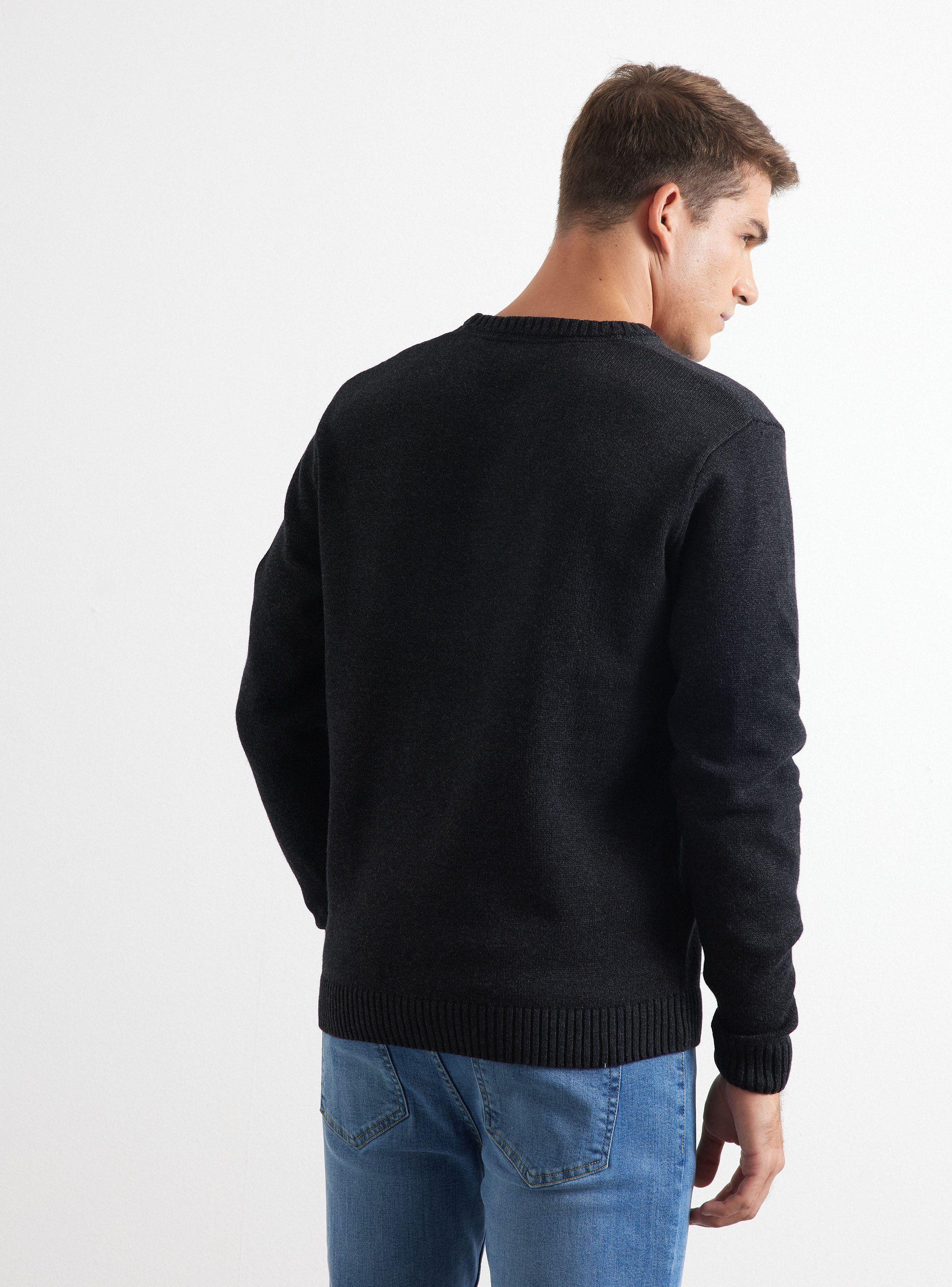 Sweater Front Logo-1