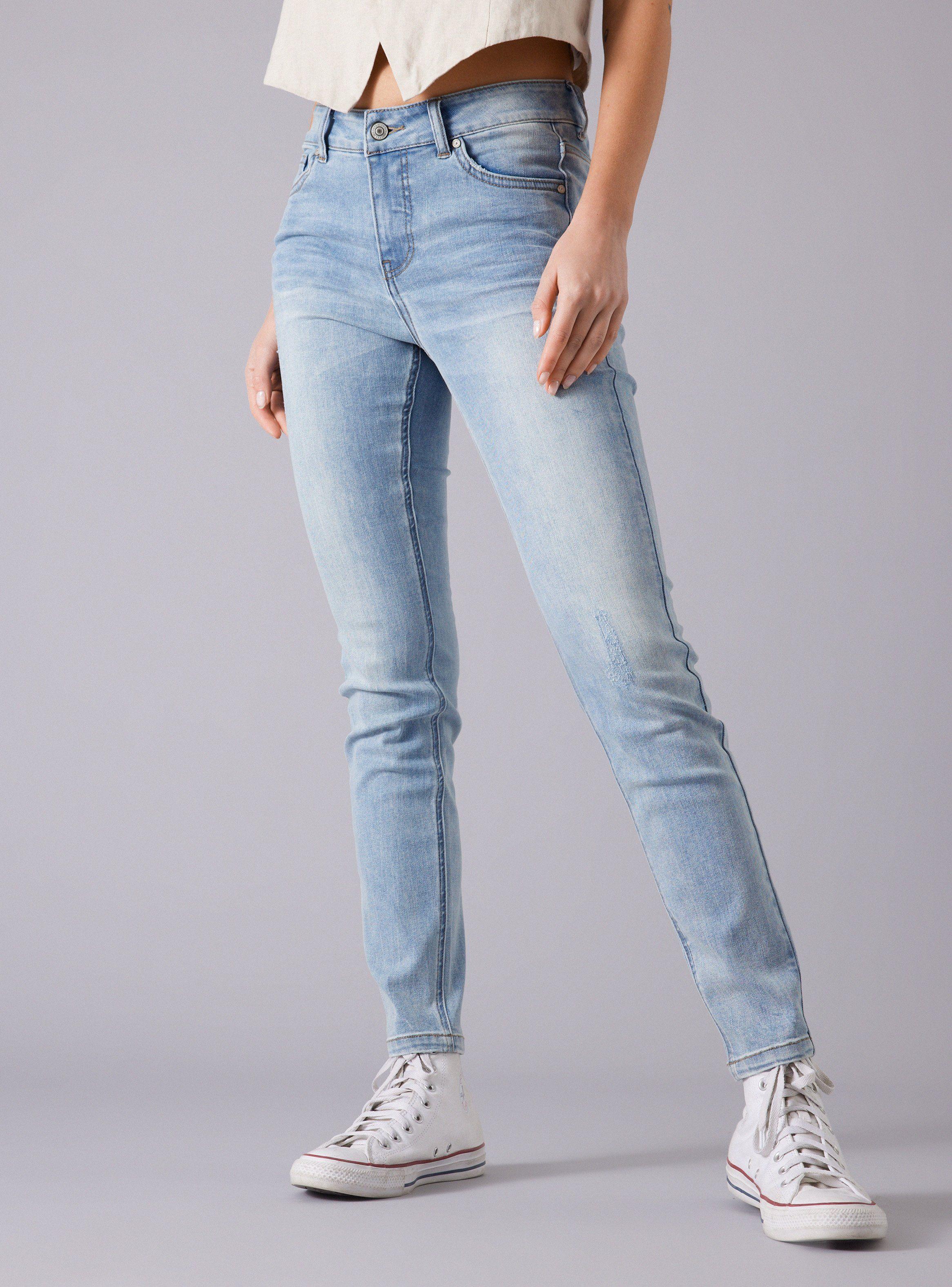 Jeans Skinny Mezclilla Tiro Medio-0