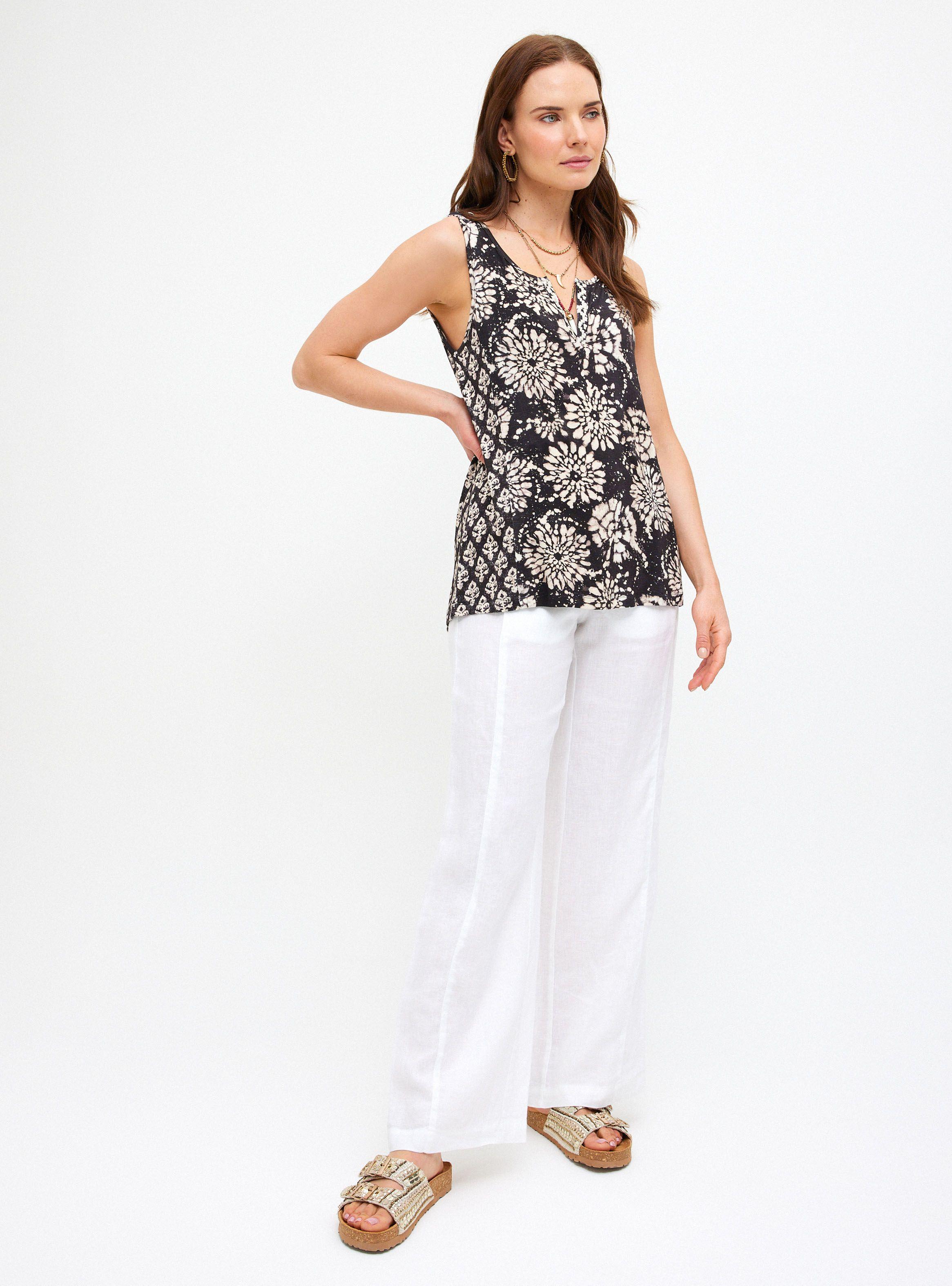 Polera Estampada y Bordada-3