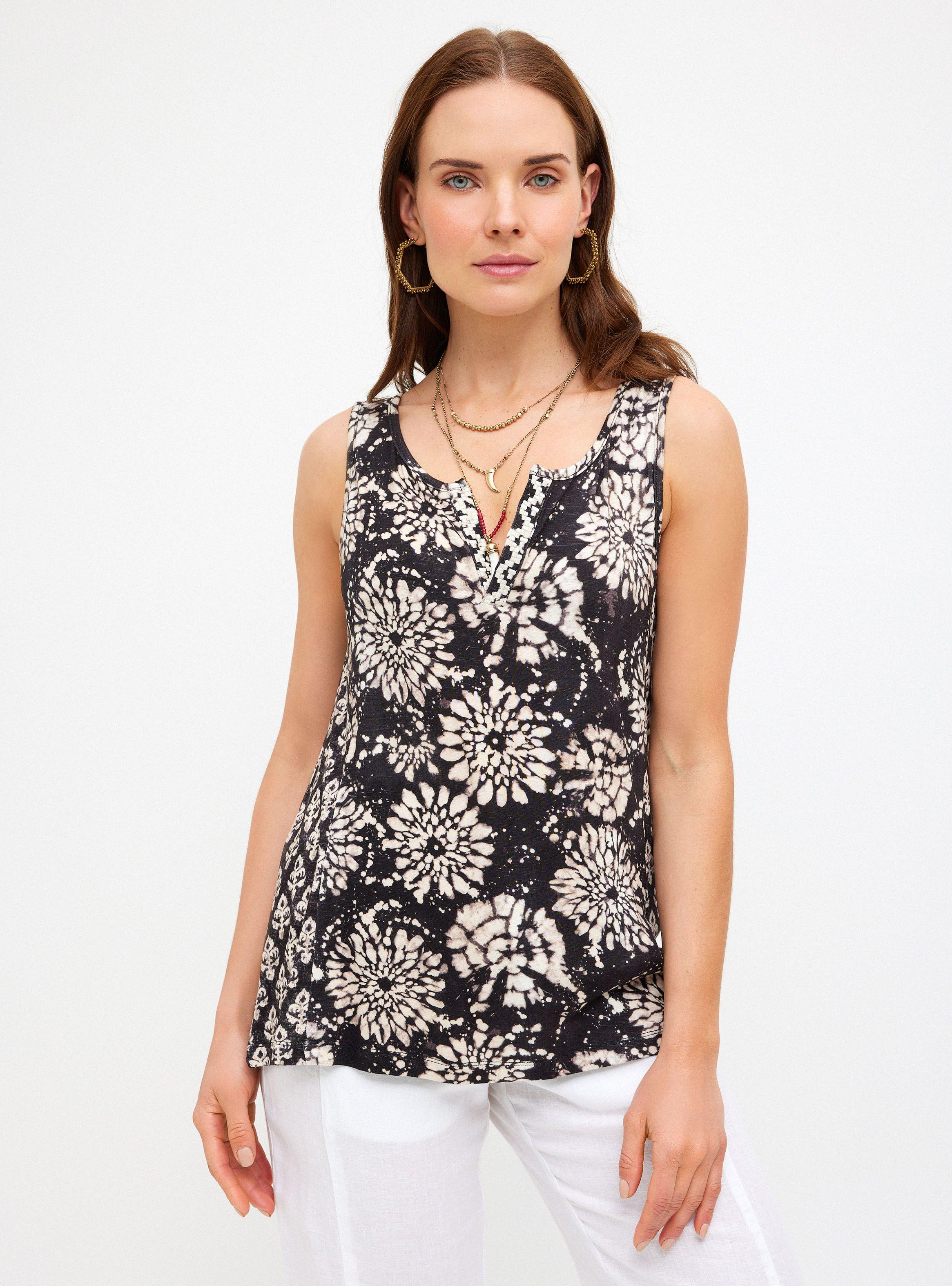 Polera Estampada y Bordada-0