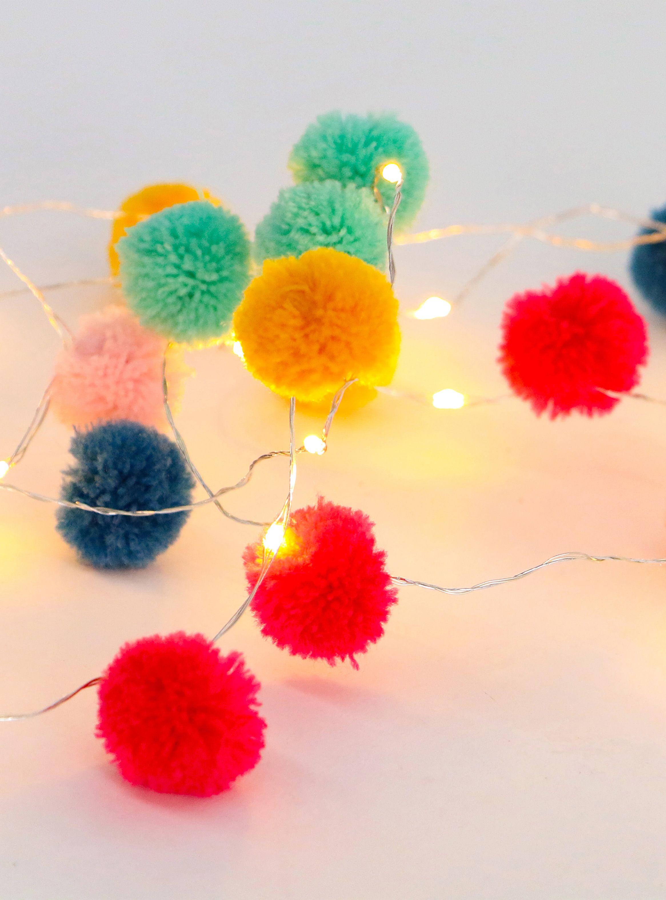 Guirnalda Pompón 20 Luces Decorativas LED-2