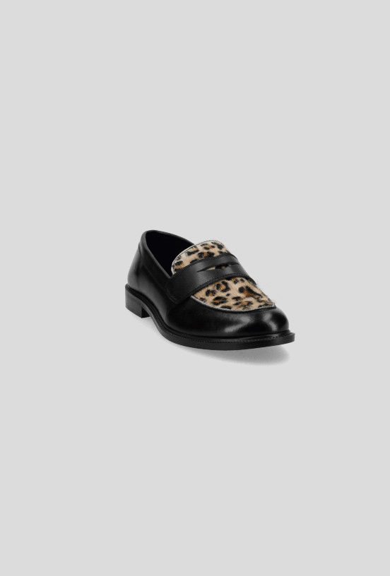 Mocasín Capellada de Cuero Mujer-4